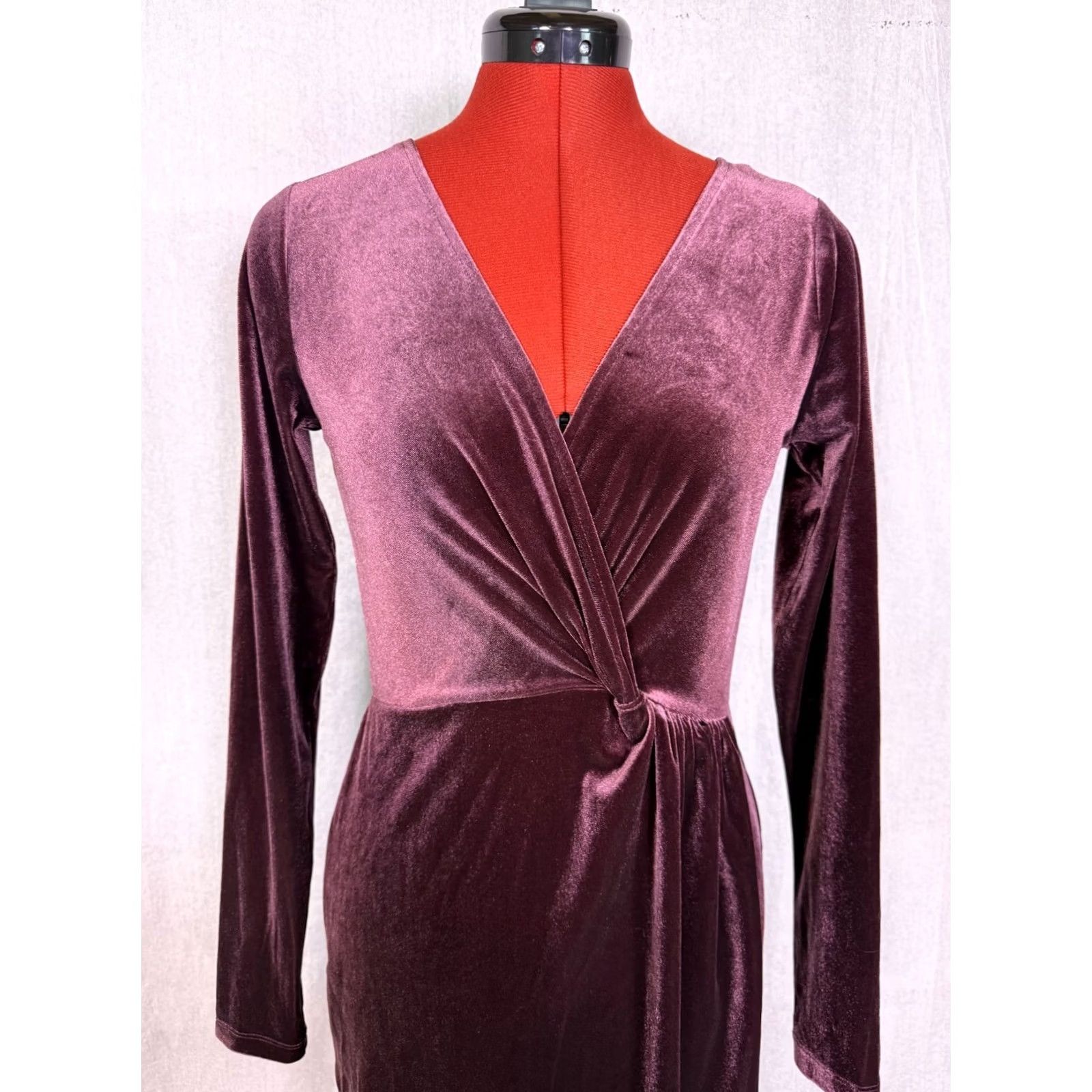 Loft LOFT Dress Womens XS Purple Velvet Wrap Women Elastic Waist Long Sleeve neck Stretch D493 Size XS / US 0-2 / IT 36-38 - 2 Thumbnail