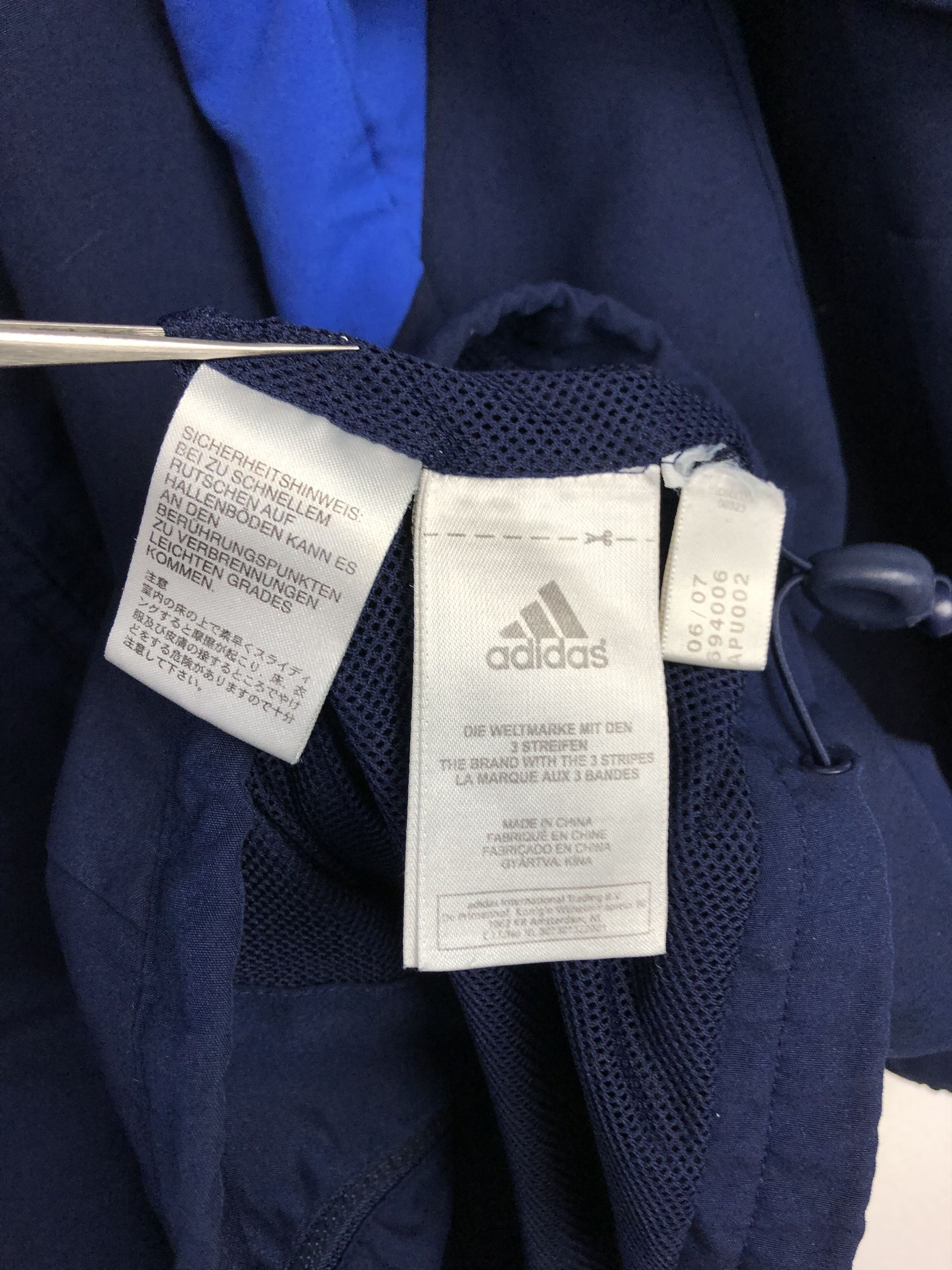 Adidas Vintage Adidas Chelsea Football Jacket Soccer Track Top Size US L / EU 52-54 / 3 - 6 Thumbnail