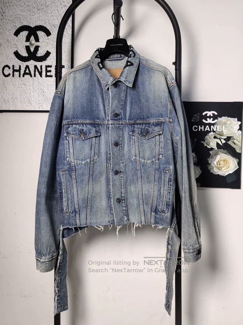 Balenciaga Balenciaga Collar Logo Denim Jacket Size XXS / US 00 / IT 34 - 1 Thumbnail