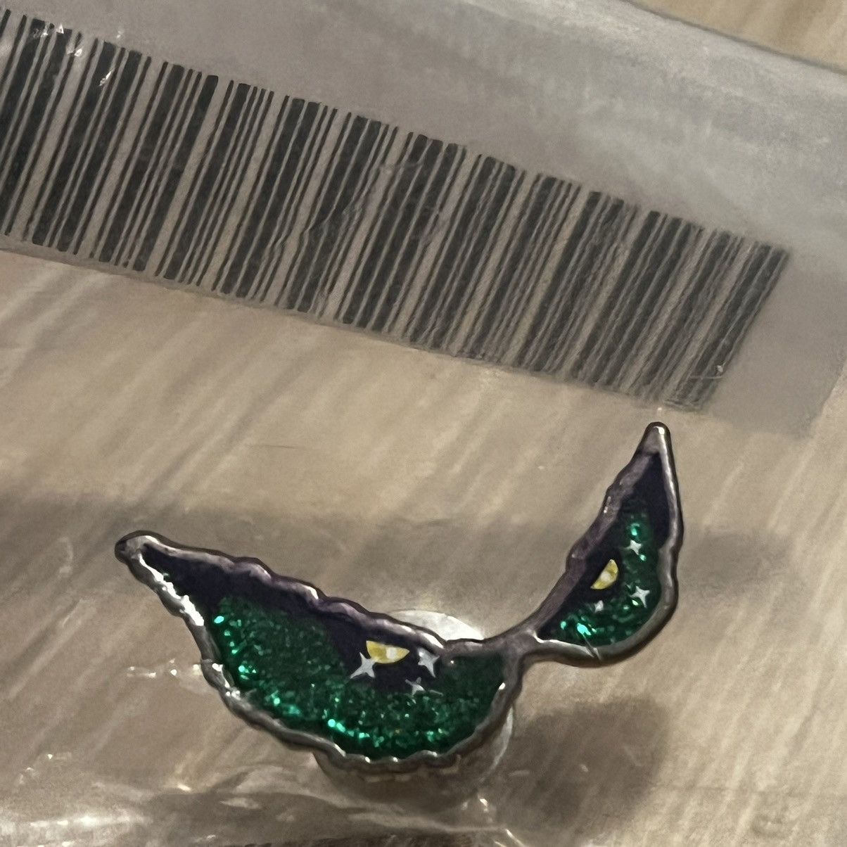 Supreme Supreme Eyes Pin Size ONE SIZE - 3 Thumbnail