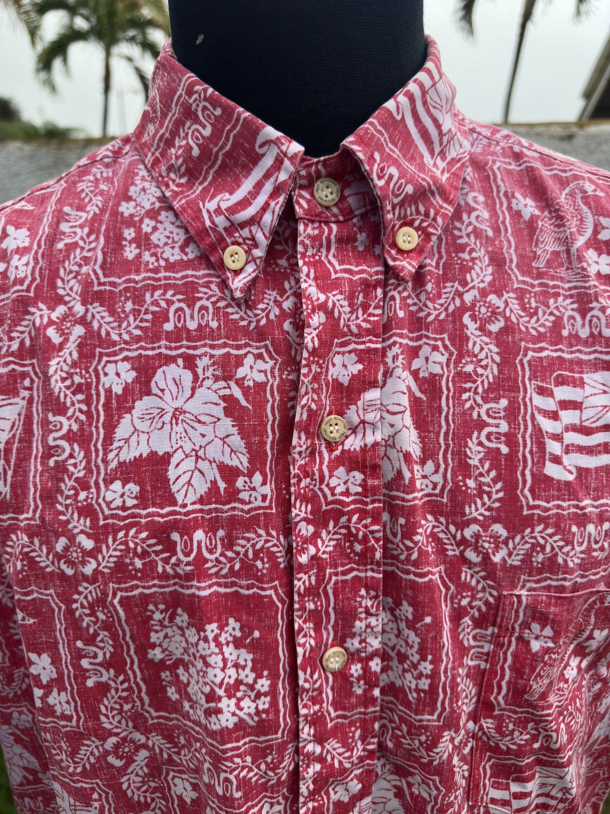 Reyn Spooner PreOwned Reyn Spooner Red Hawaiian Print Men's XL Size US XL / EU 56 / 4 - 3 Thumbnail