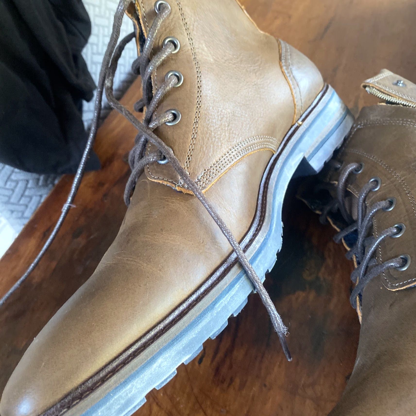 Steve Madden Steve Madden Mens Boots Leather Brown Size 13 Biker Boot Womens? Actually Men size 13 US 13 Leather Upper Outsole Brand New Size US 13 / EU 46 - 6 Thumbnail