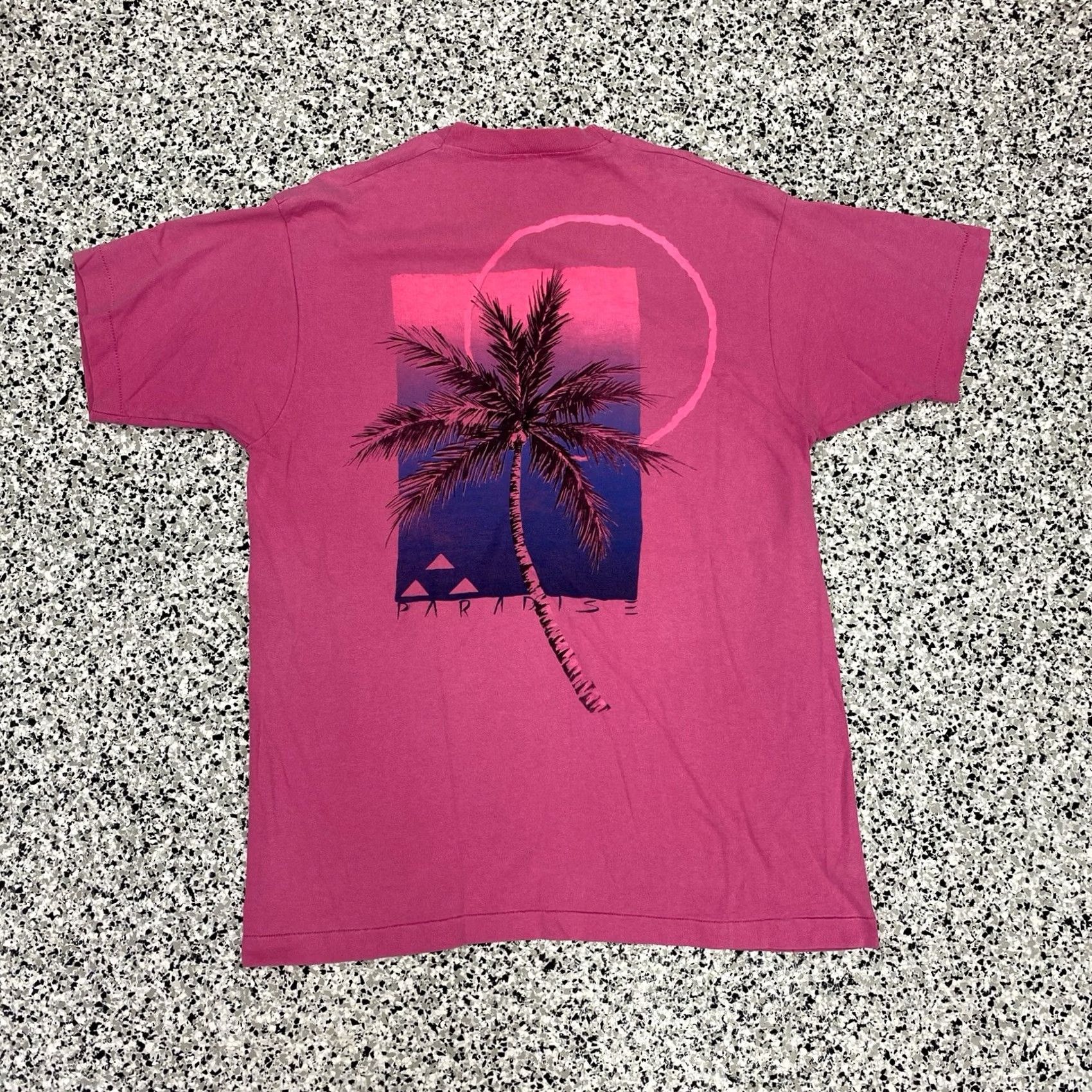 Fruit Of The Loom VINTAGE 90s T-Shirt Adult XL Pink Graphic Tee Paradise Palm Tree USA Fruit of the Loom Shirt Mens Size US XL / EU 56 / 4 - 3 Thumbnail