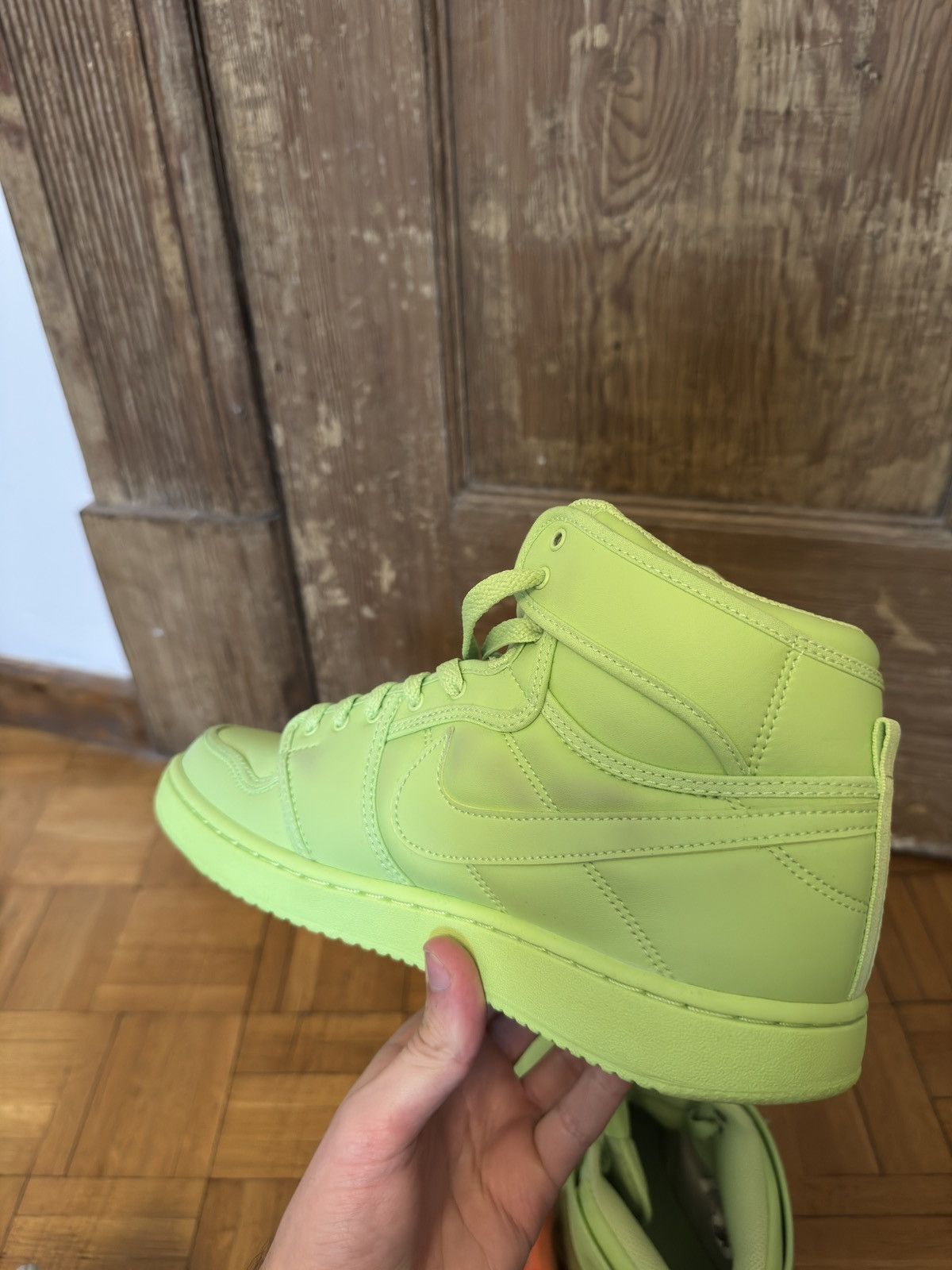 Nike Nike green jordans Size US 6.5 / EU 39-40 - 8 Thumbnail