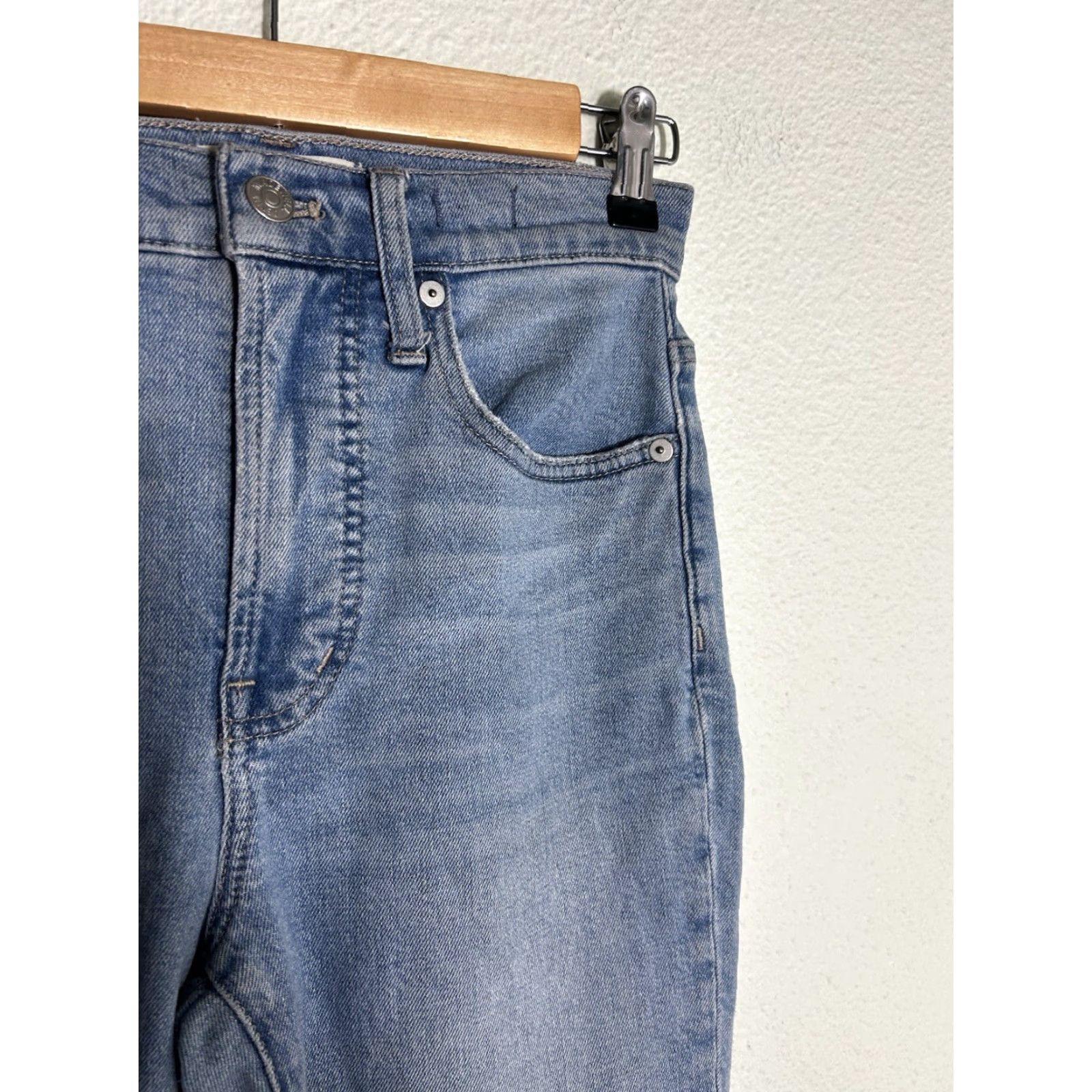 Madewell Madewell Womens Jeans Light Wash Vintage 24x27 Raw Hem Straight 24 25in Blue Size 42" / US 20 - 5 Thumbnail
