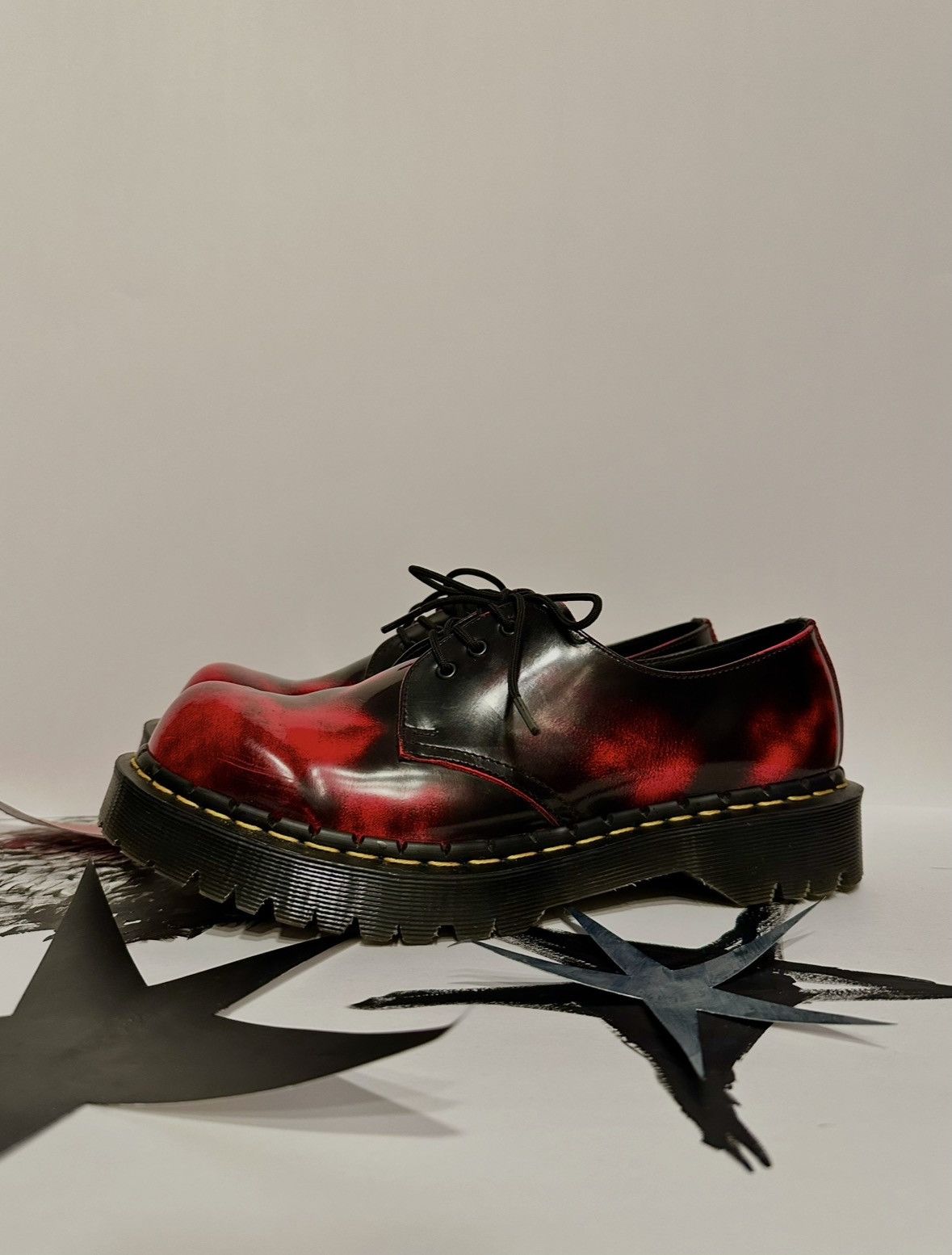 Dr. Martens Dr. Martens 1461 Made in England Bex Black / Red Size US 8 / EU 41 - 1 Thumbnail