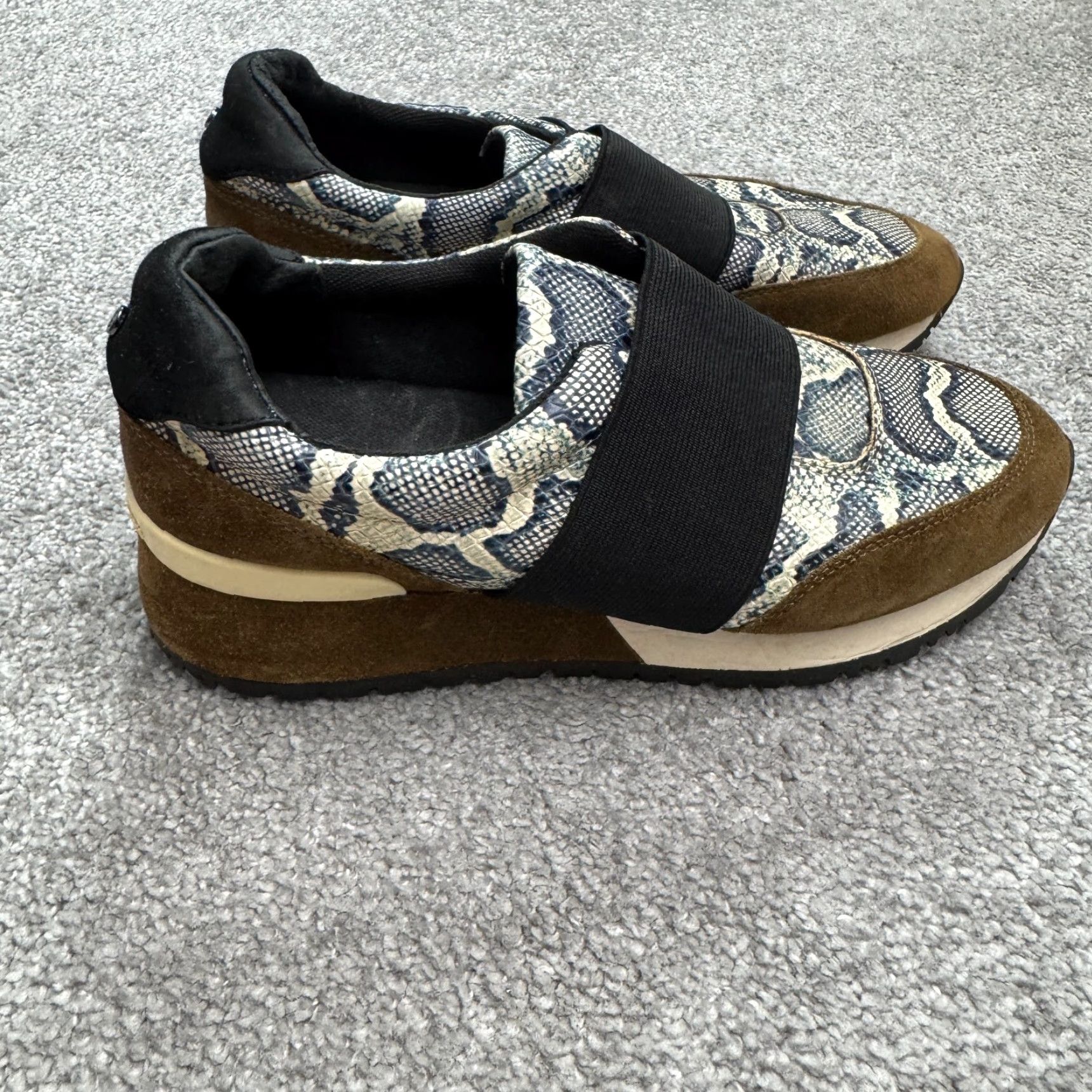 Vintage VINTAGE Antonio Melani Snake Print Leather Sneakers Womens 7M Casual Slip On Animal Print Fall Spring Summer Winter Shoes Size US 7 / IT 37 - 6 Thumbnail