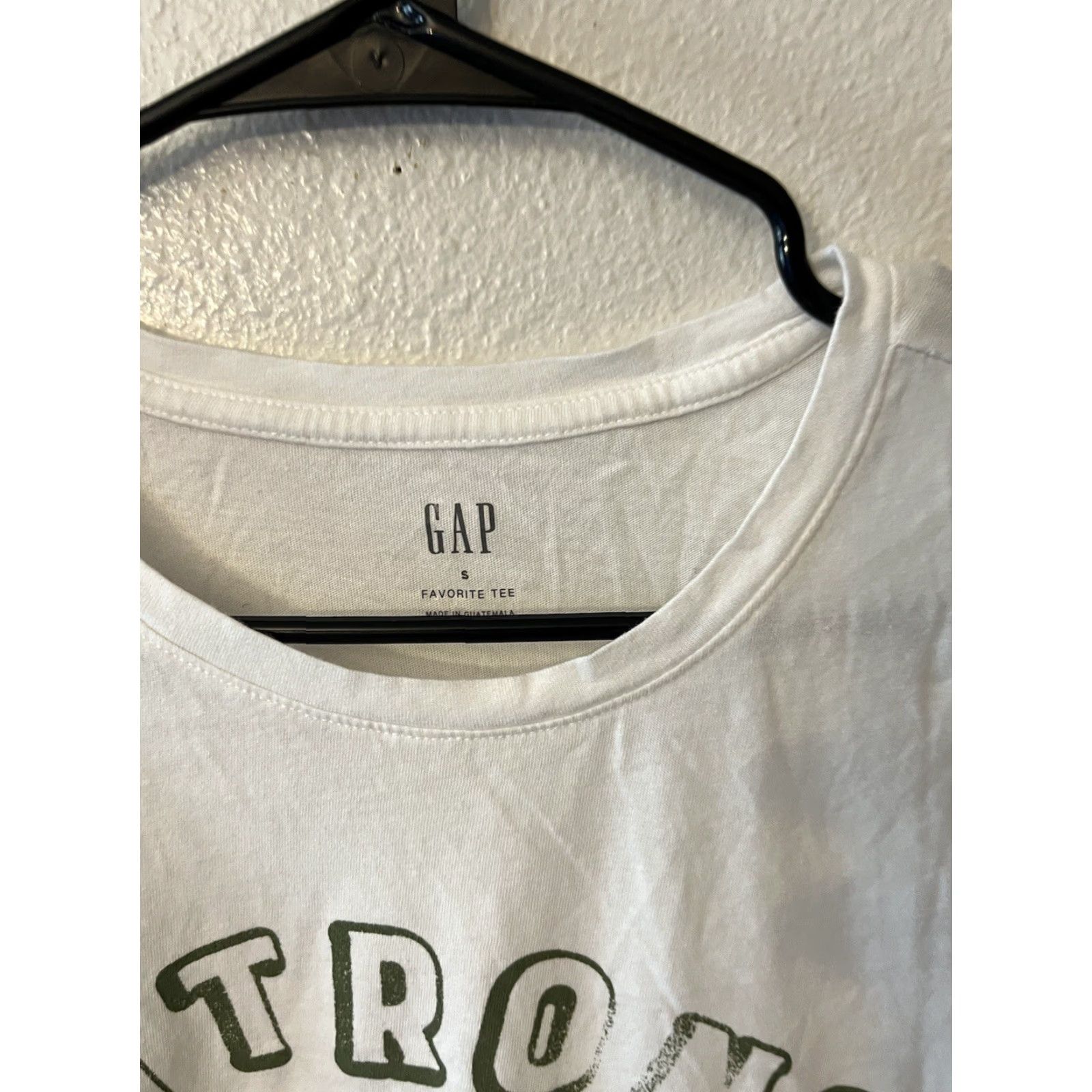 Gap VINTAGE Gap Women's S Crew Neck T-Shirt White Basic Short Sleeve Clothing Size S / US 4 / IT 40 - 2 Thumbnail