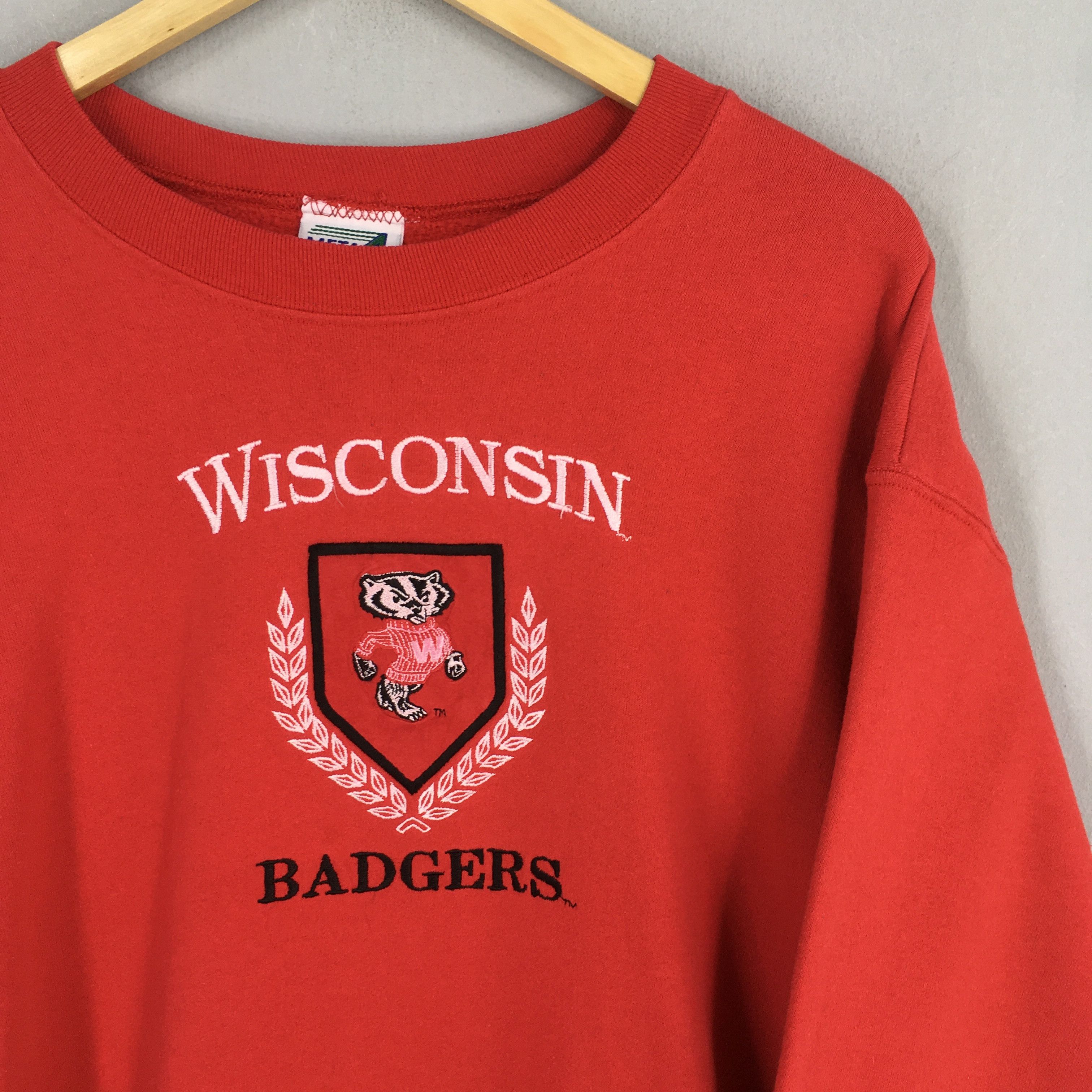 NCAA × Vintage Vintage Wisconsin Badgers Ncaa Sweatshirt Large Size US L / EU 52-54 / 3 - 2 Thumbnail
