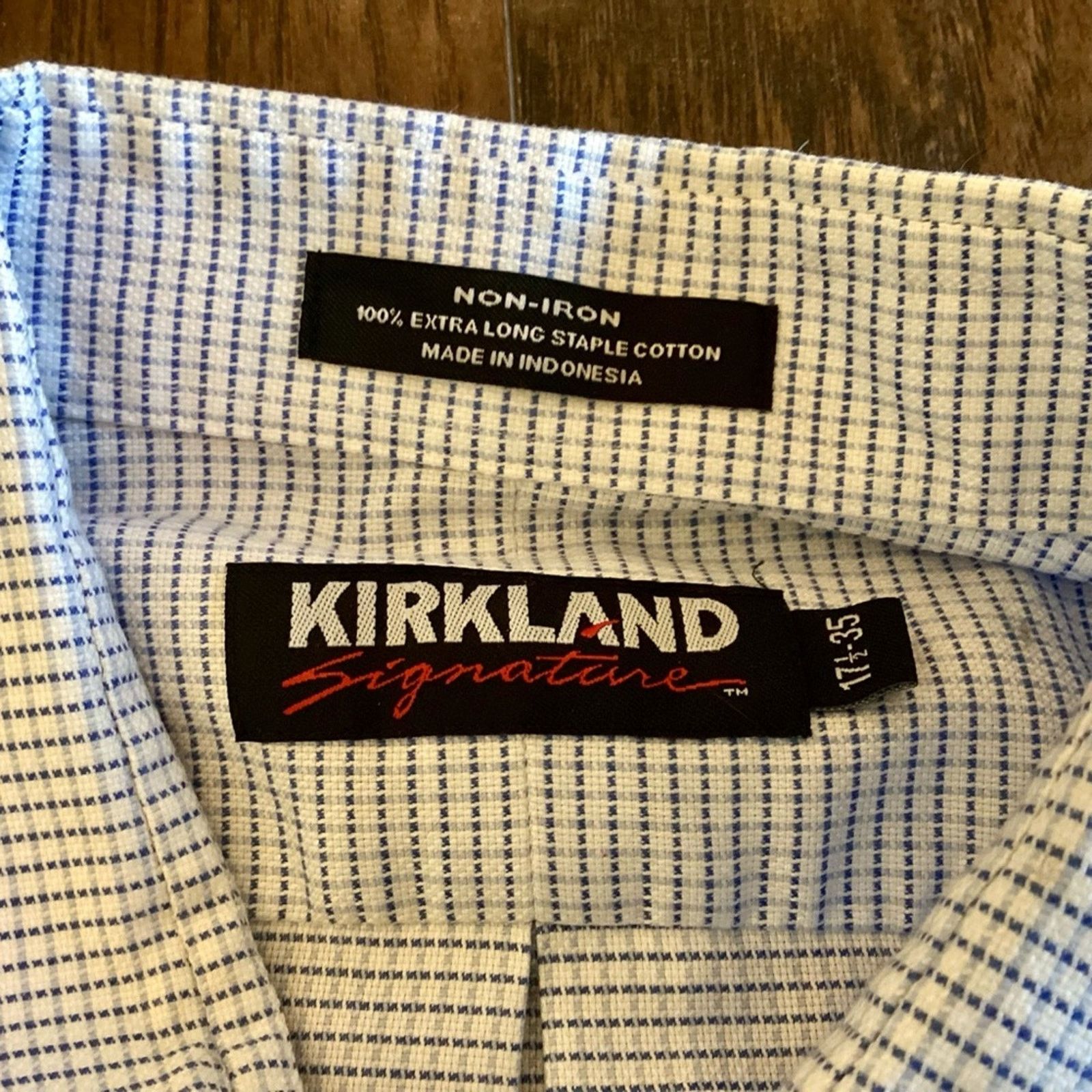 Kirkland Signature Kirkland Signature Button Down Size US XL / EU 56 / 4 - 3 Thumbnail