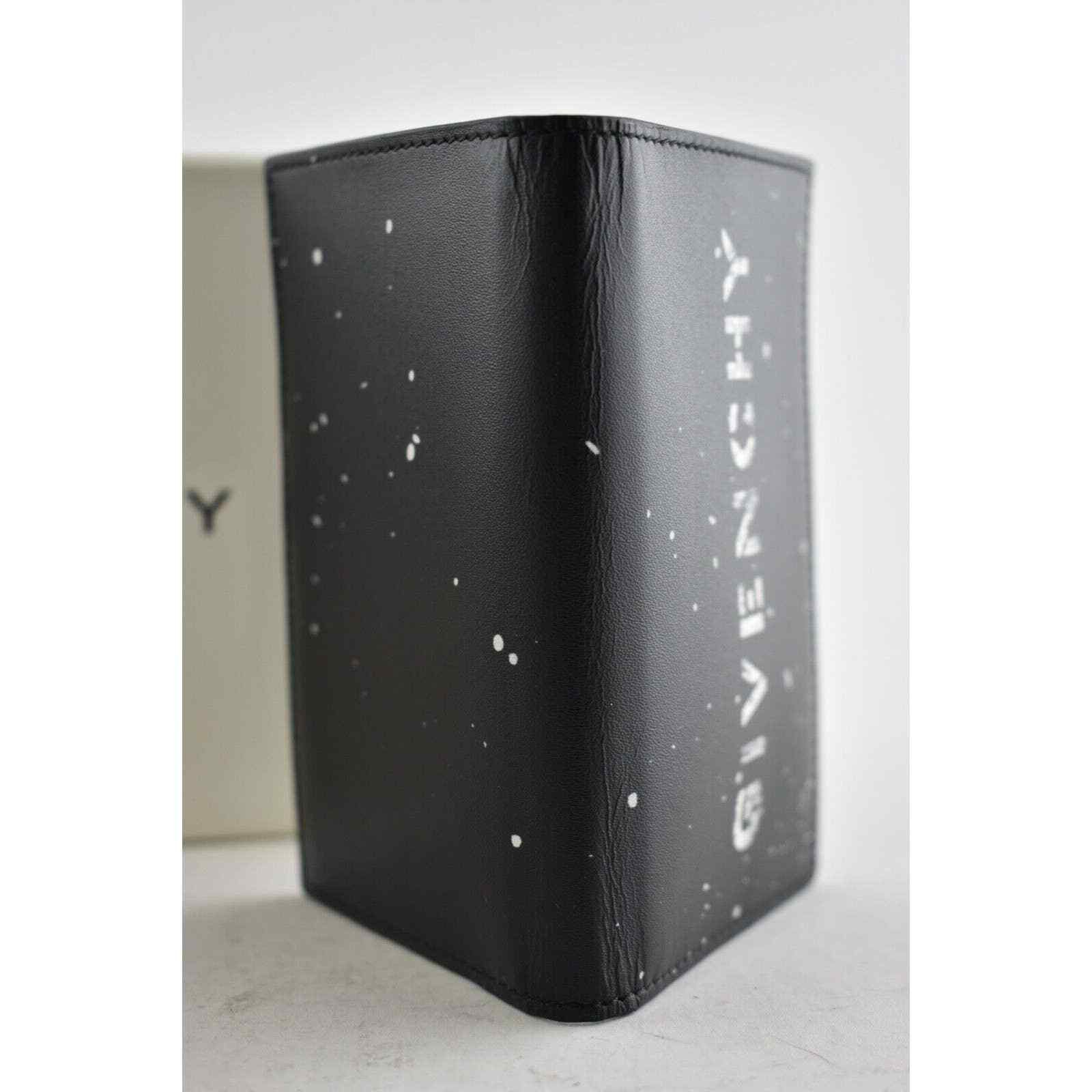 Givenchy Givenchy Leather White Logo Leather Card Case Bifold Wallet Size ONE SIZE - 5 Thumbnail