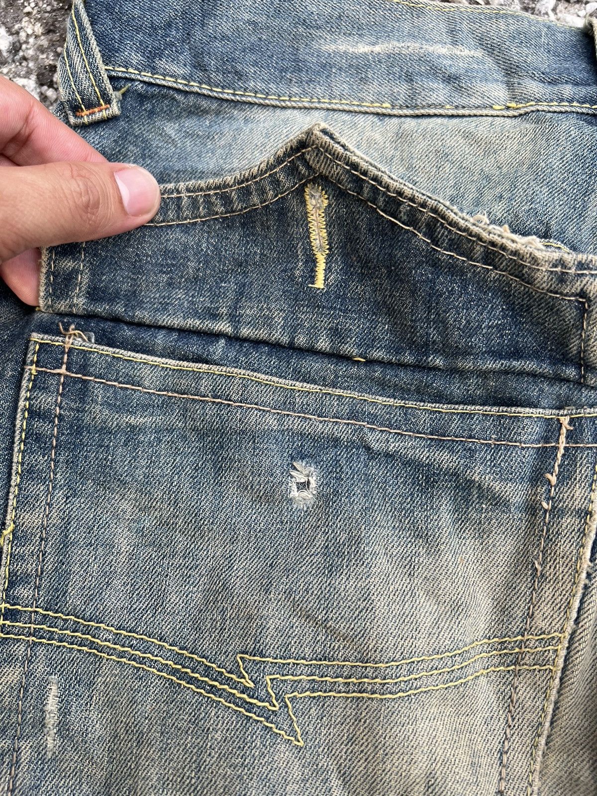 Abercrombie & Fitch VTG ABERCROMBIE & FITCH DISTRESSED JEANS Size US 30 / EU 46 - 12 Thumbnail