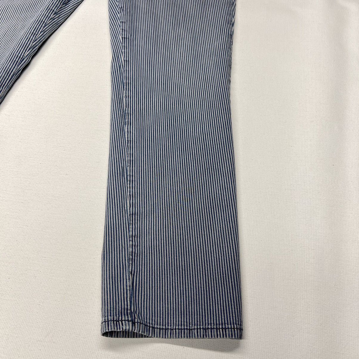Vince Vince Pants Blue Striped Slim Casual Dress Made In USA Size 30" / US 8 / IT 44 - 2 Thumbnail