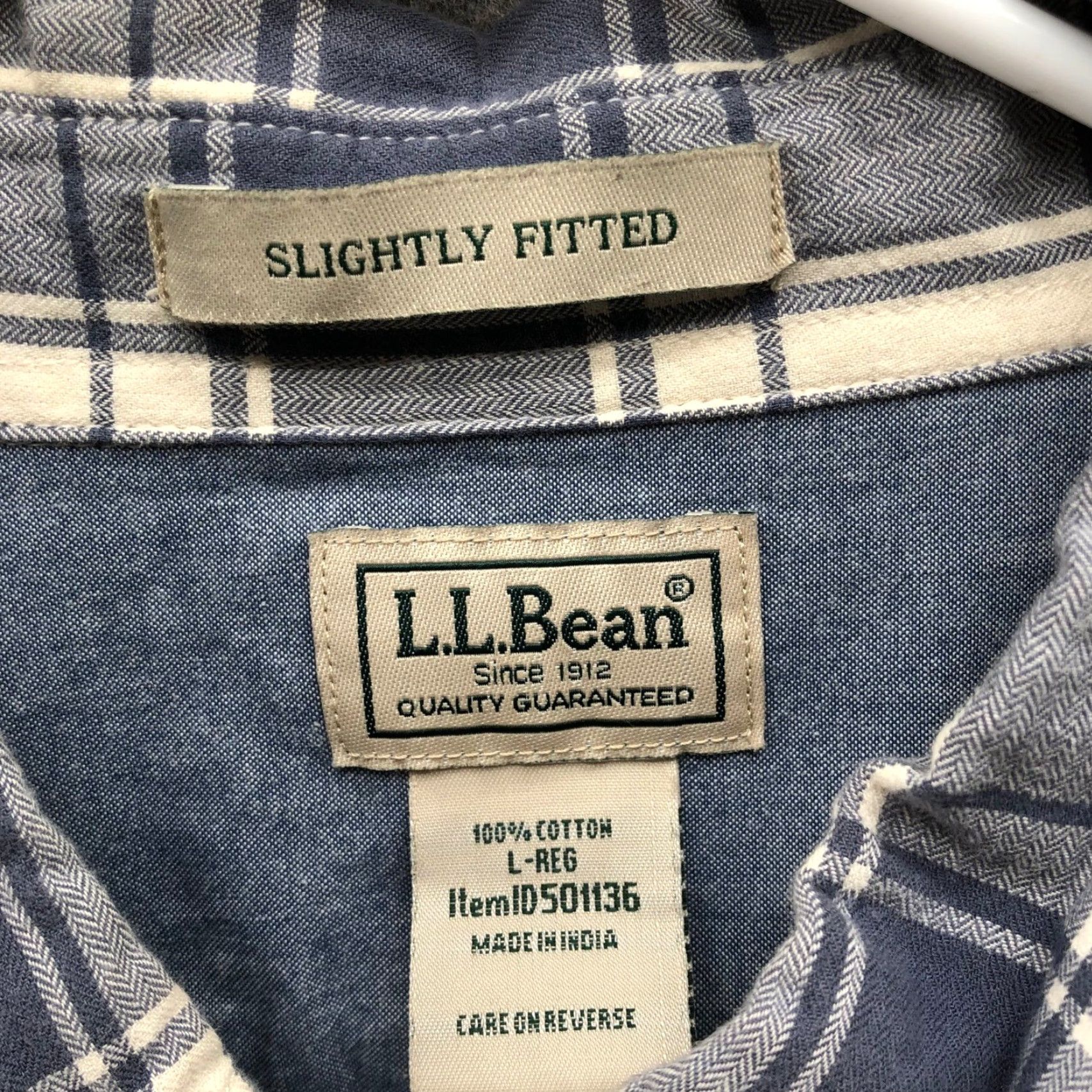 Vintage L.L. Bean Shirt Men Large Lightweight Flannel Blue White Plaid Button-Down Collar Regular Fit Pocketed All Seasons Casual Travel Workwear Size US L / EU 52-54 / 3 - 5 Thumbnail