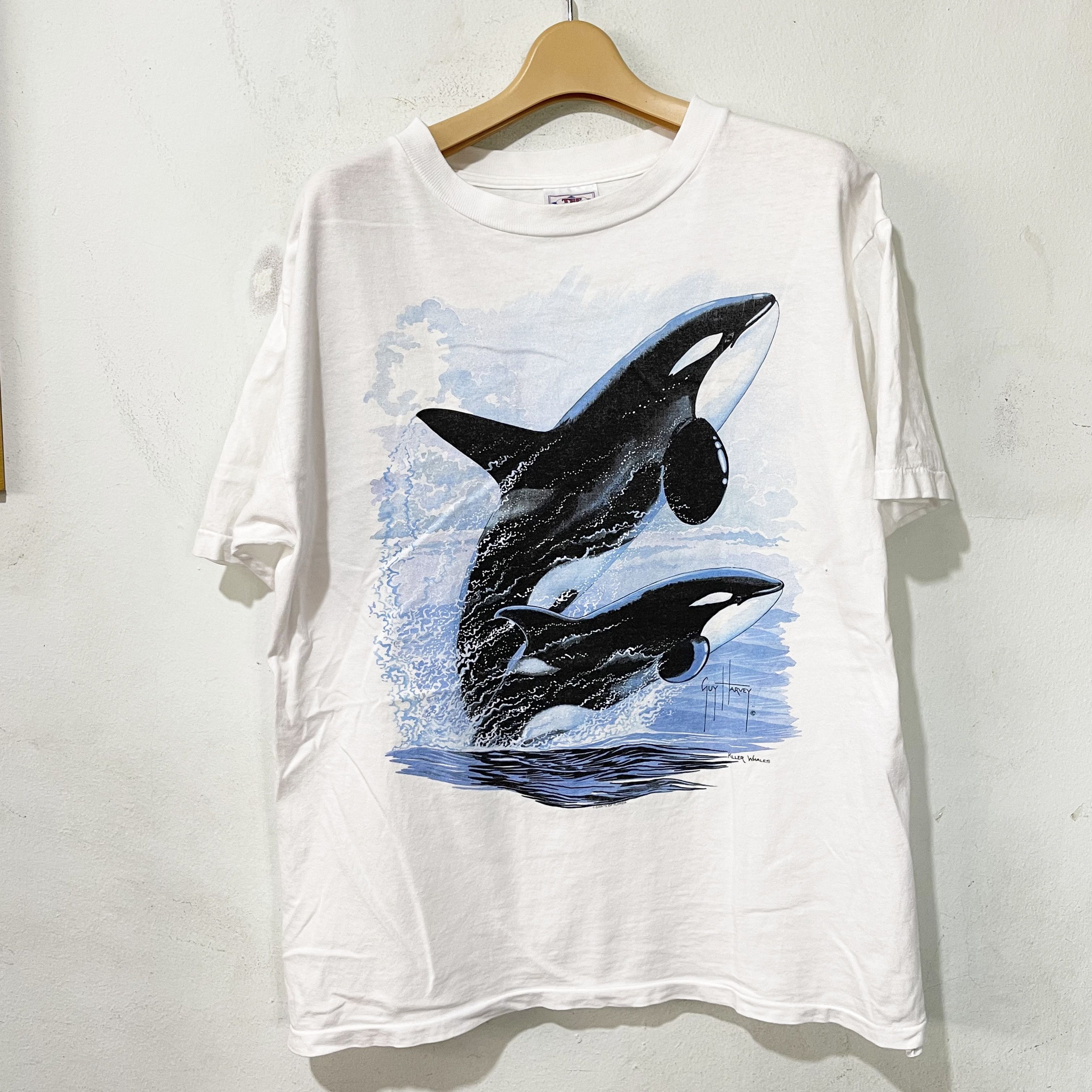 Vintage Vintage 90s Orca Whale T-Shirt Size US M / EU 48-50 / 2 - 1 Thumbnail