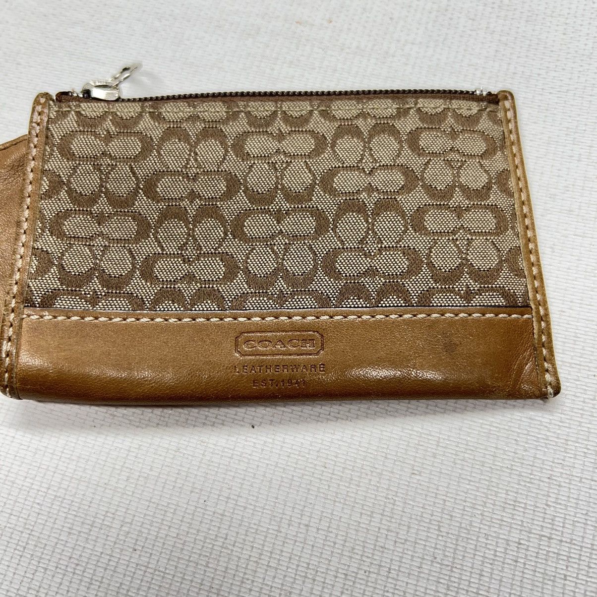 Coach × Vintage VTG Coach Coin Purse Monogram Logo Zipper Key Chain ID Y2K Size ONE SIZE - 3 Thumbnail