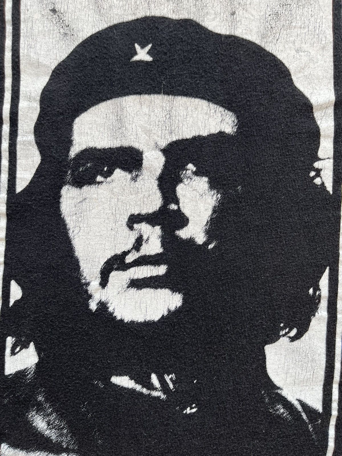 Vintage Che Guevara T-shirt 2003’s Size US L / EU 52-54 / 3 - 8 Thumbnail
