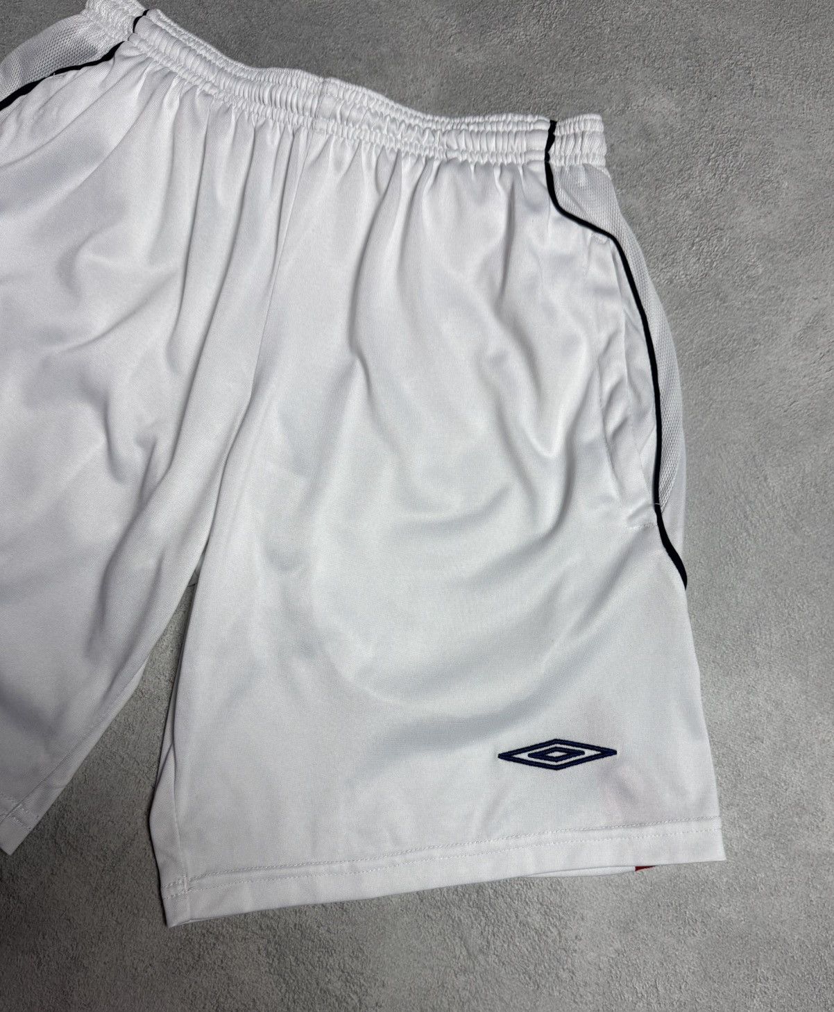 Umbro England 2000s Training Football Soccer Shorts Umbro Size US 32 / EU 48 - 4 Thumbnail