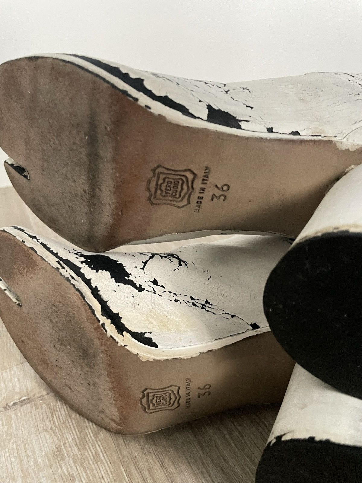 Maison Margiela Maison Margiela painted tabi SS1989 Size US 6 / IT 36 - 11 Thumbnail