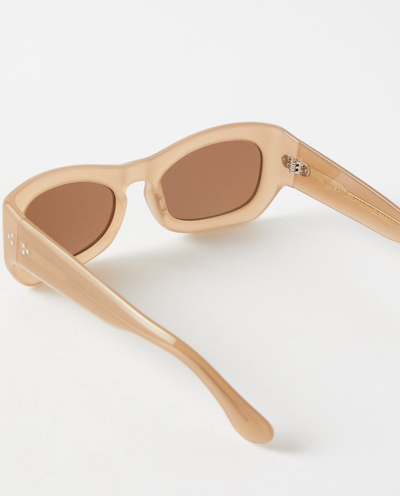 Temo Barro Acetate Tobacco Lens