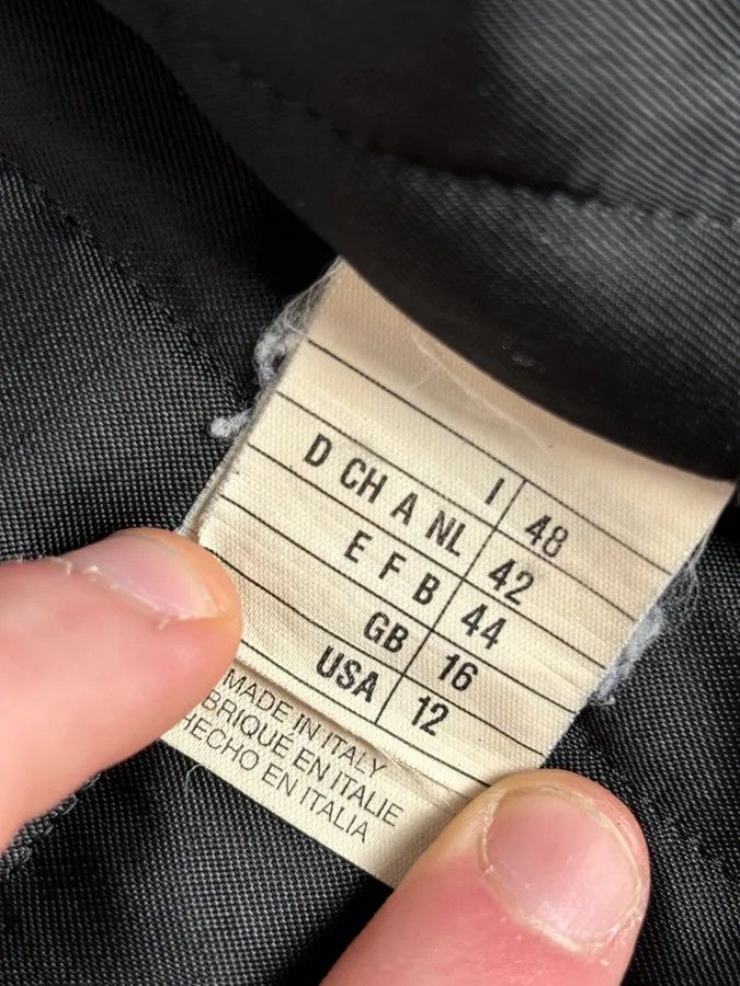 Gianfranco Ferre 1990s Gianfranco Ferré Calfskin Leather Black Jacket Size US M / EU 48-50 / 2 - 13 Thumbnail