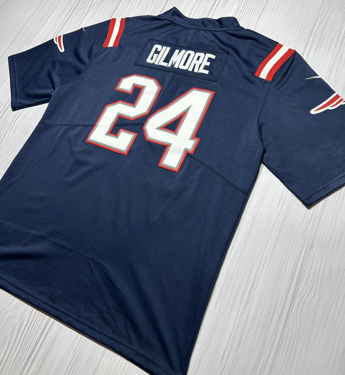 NFL # 24 GILMORE Nike NFL Patriots Jersey T-Shirt Size XL Size US XL / EU 56 / 4 - 10 Thumbnail