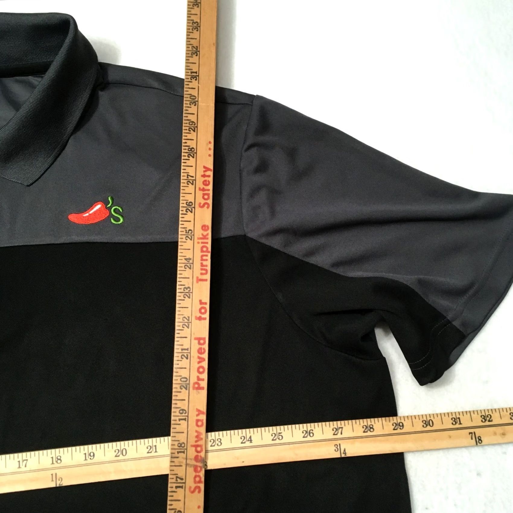 Vintage Chili’s BLACK Embroidered Logo Server Polo Shirt Restaurant Uniform Men’s 2XL Size US XXL / EU 58 / 5 - 4 Thumbnail