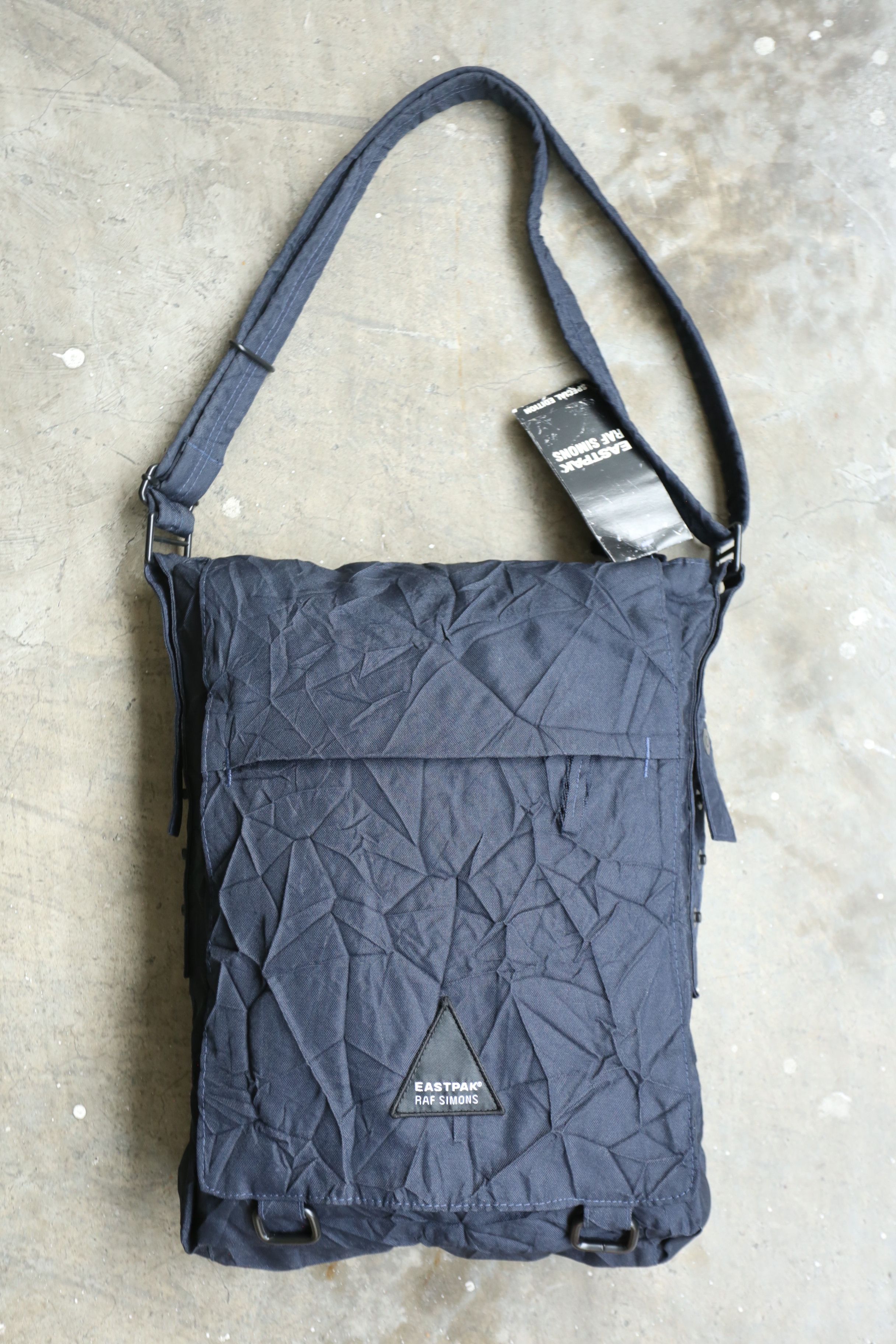 Eastpak × Raf Simons Raf Simons - Eastpak - F/W 08 - Crinkled Flapbag Size ONE SIZE - 1 Thumbnail