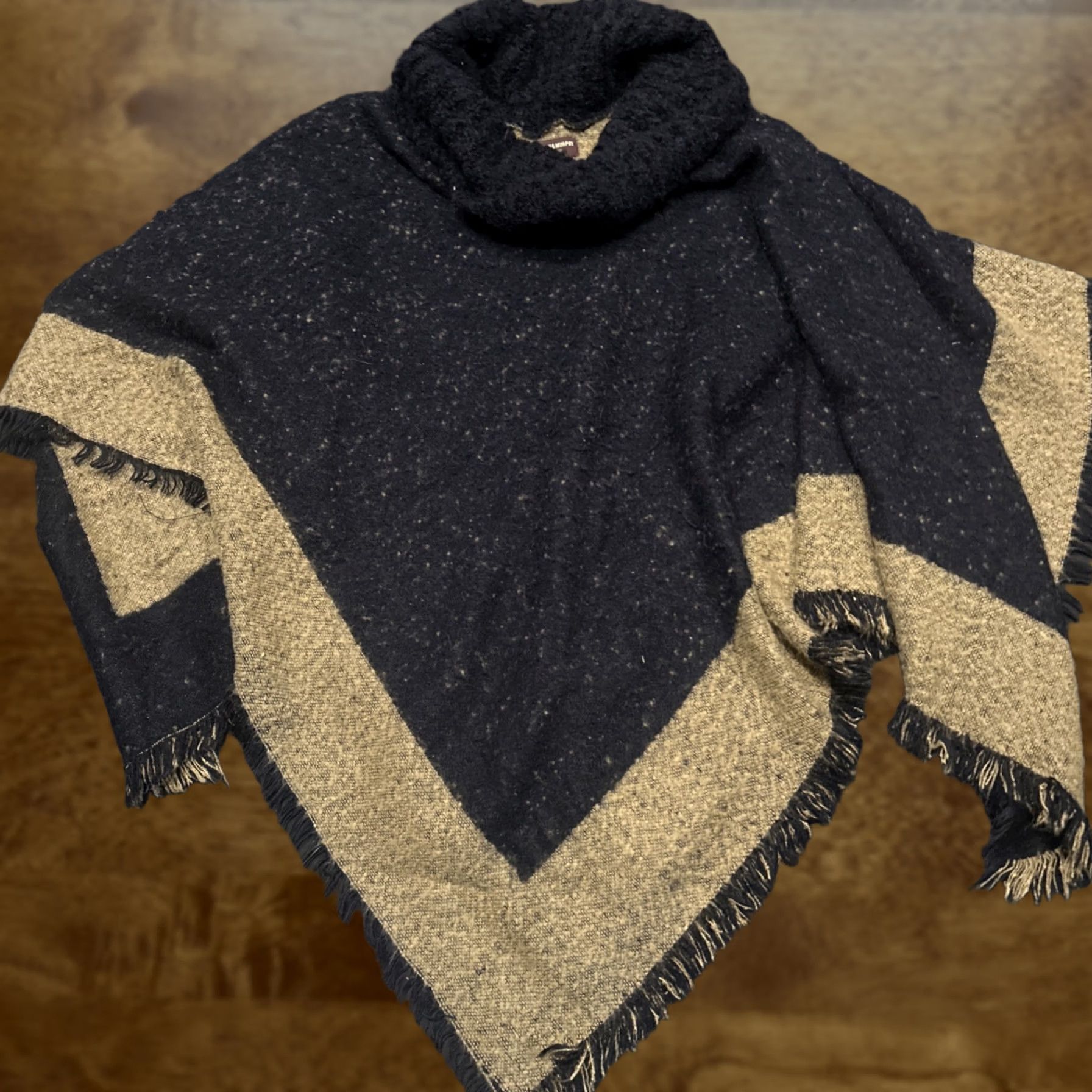 Johnston & Murphy Johnston & Murphy Poncho Fringe One Size OS Acrylic Knit Multicolor Striped Bohemian Womens Fall Winter Lightweight Relaxed Casual Workwear Size ONE SIZE - 1 Thumbnail