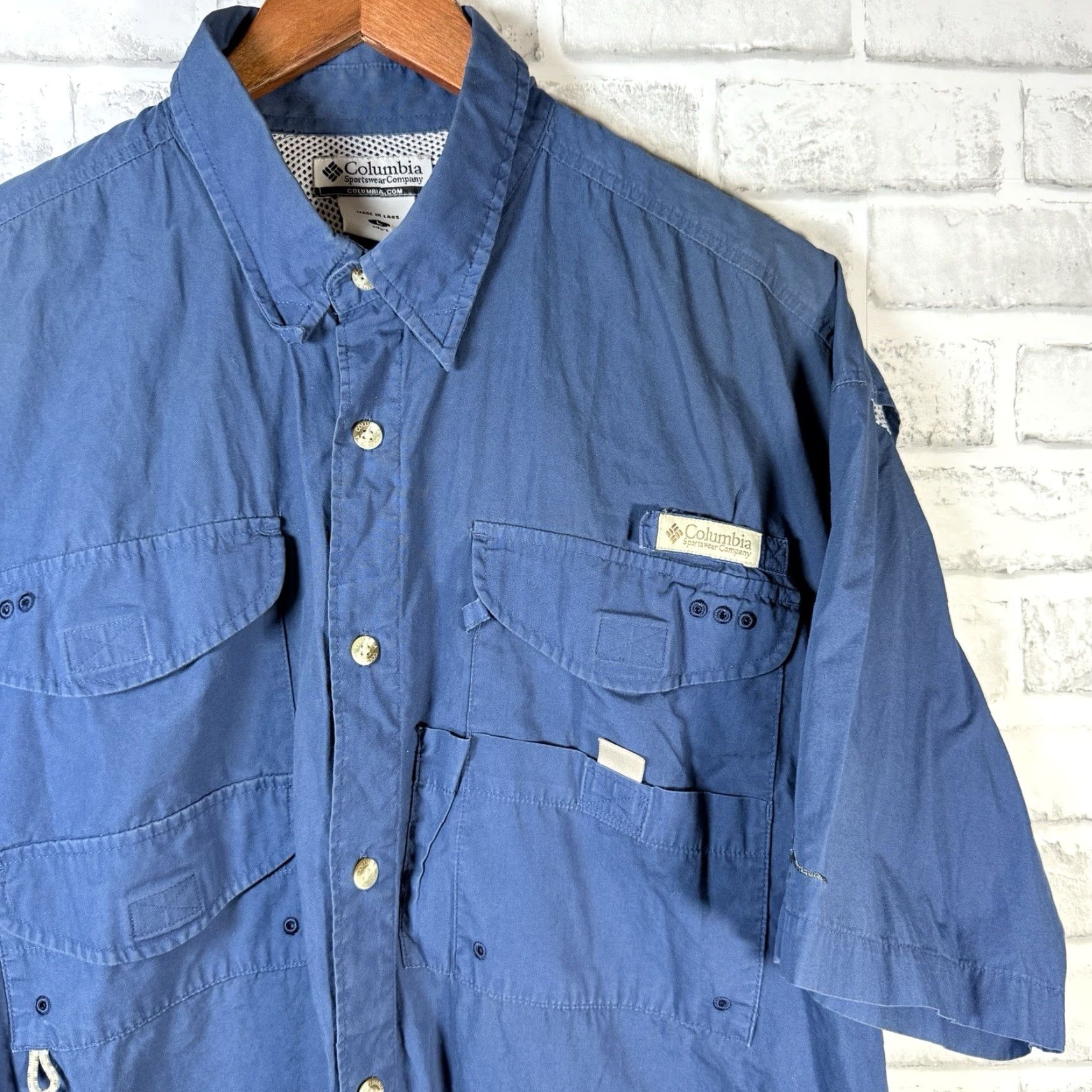 Vintage Columbia Shirt Men L Blue Short Sleeve Button-Up PFG Polyester Blend Vented Hiking Size US 33 - 2 Thumbnail