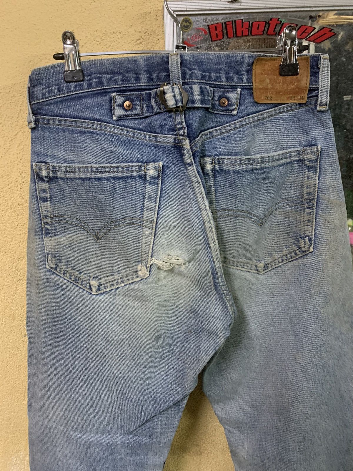 Japanese Brand × Levi's Vintage Clothing × Vintage Vintage Levi’s Big E Distressed Size US 27 - 5 Thumbnail