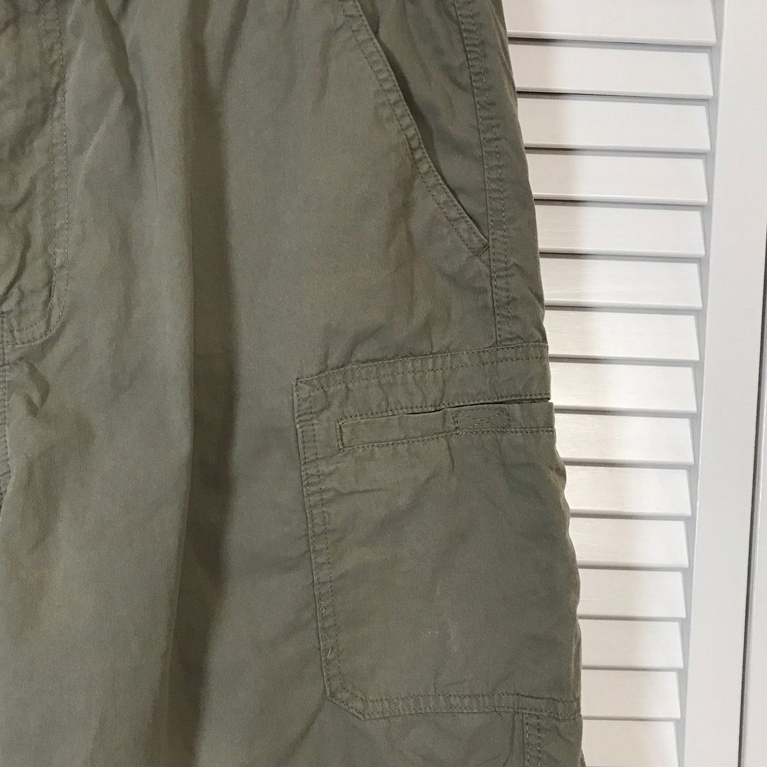 Other Magellan Outdoors Olive Green Cargo Fishing Shorts Men XL Size US 36 / EU 52 - 3 Thumbnail