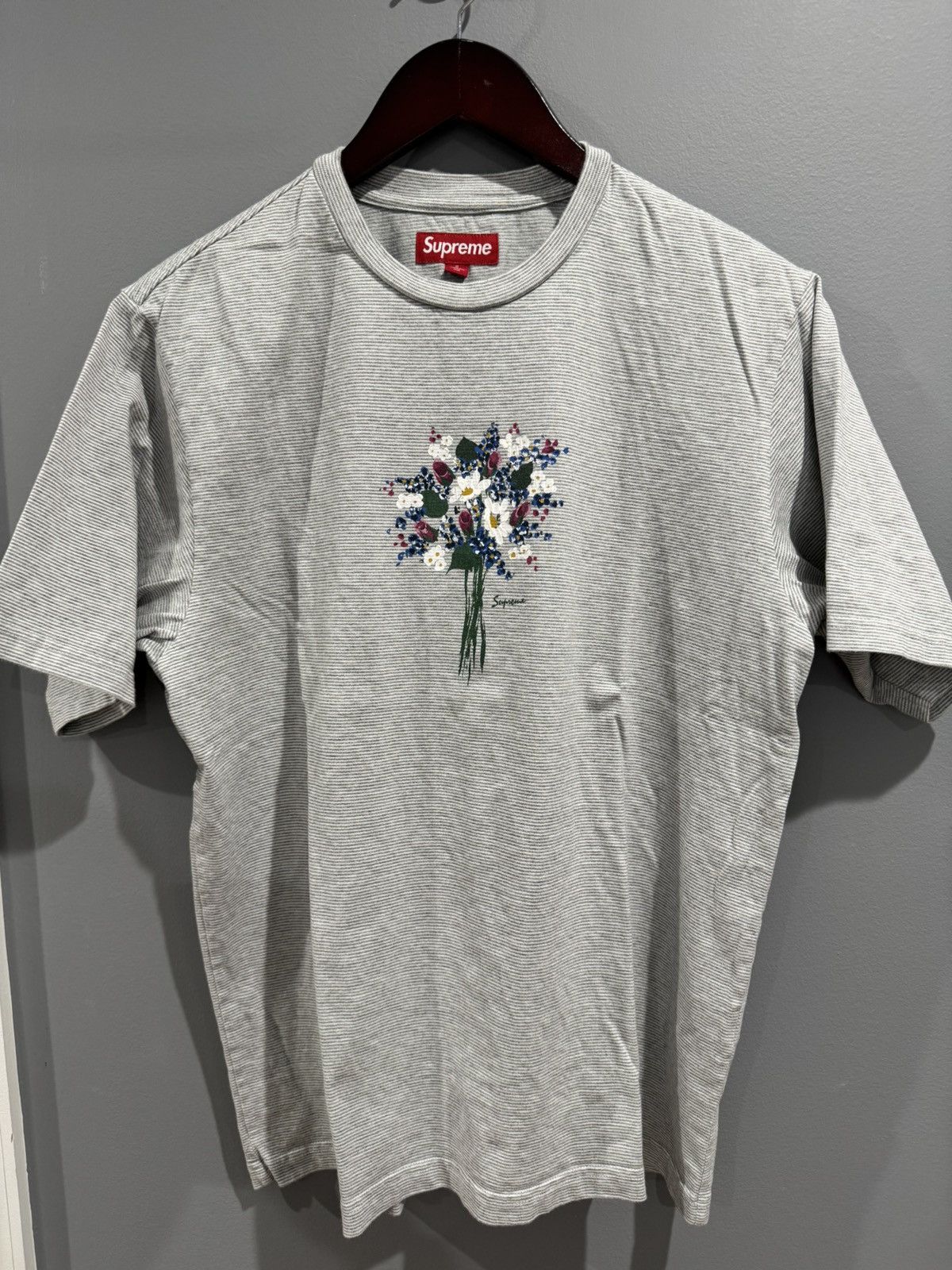 トップス supreme bouquet tee Supreme Bouquet S S Top (SS24) - $78