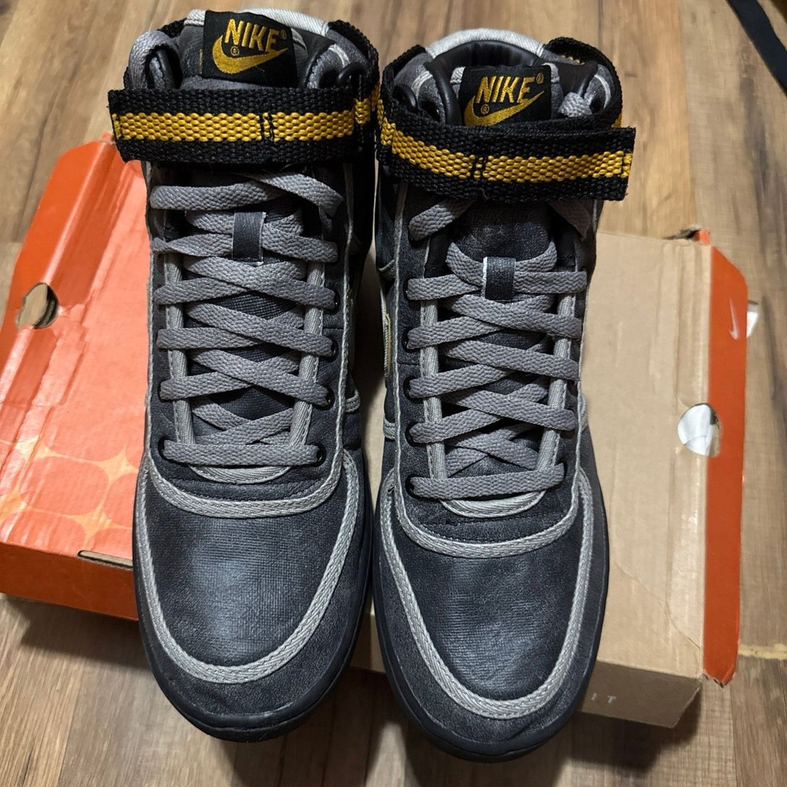 Nike 2004 Nike Vandal High LTD Supreme Vintage Euro Wash GoldLeaf Size US 11 / EU 44 - 4 Thumbnail