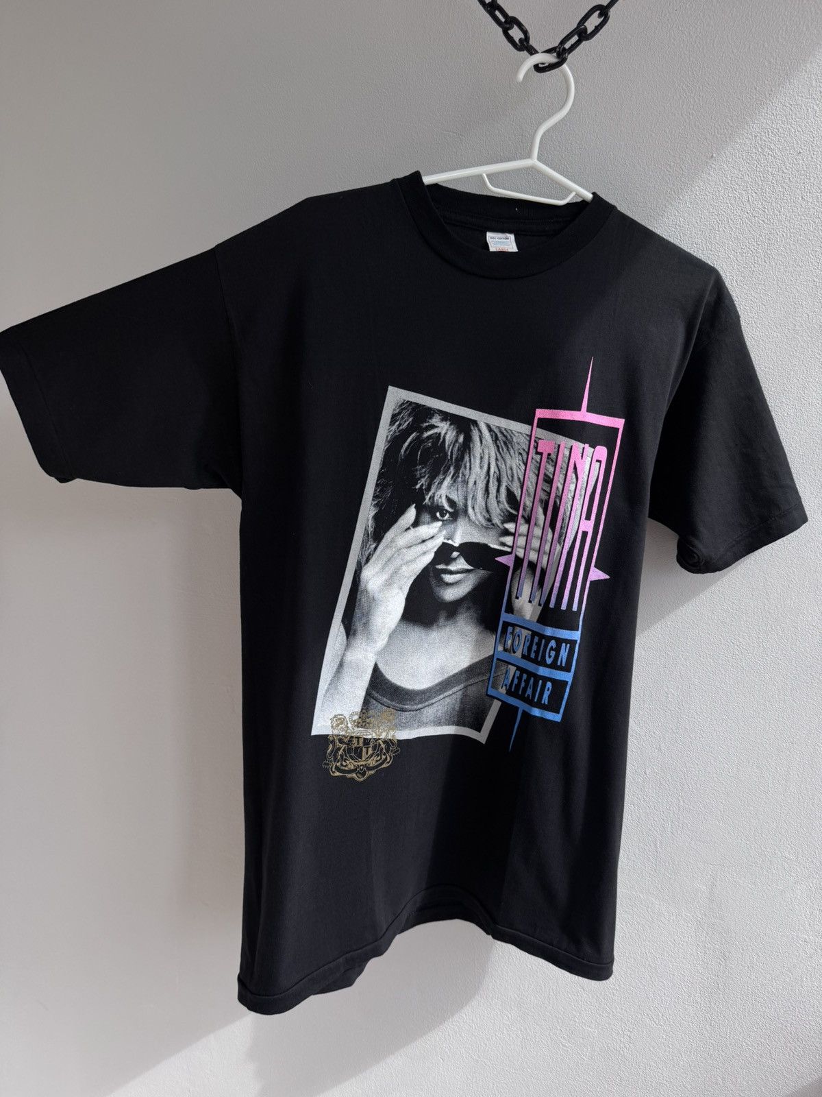 Band Tees Vintage 90s Tina Turner Foreign Affair Black T-shirt Tee Size US L / EU 52-54 / 3 - 3 Thumbnail