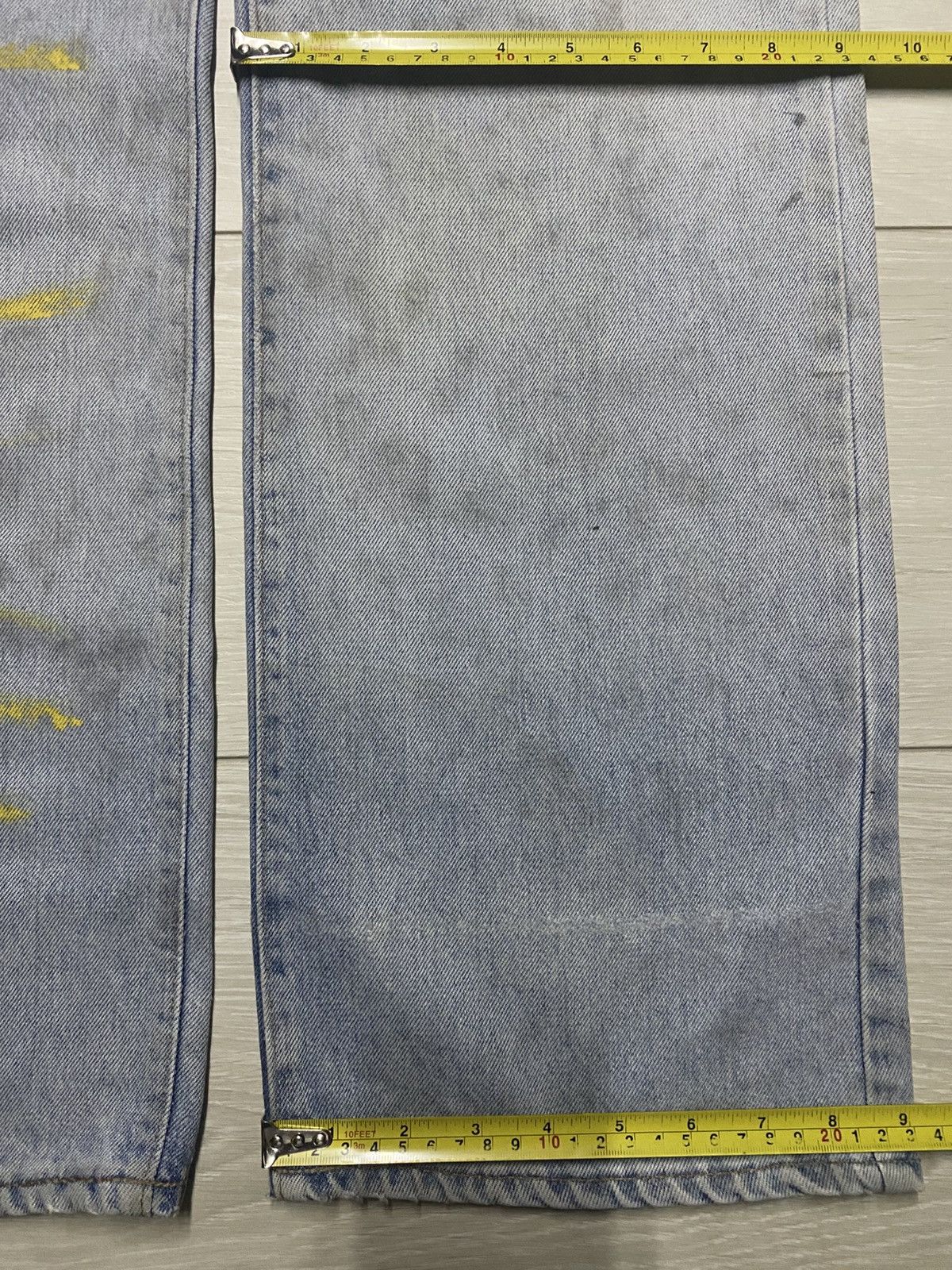 Wrangler Wrangler Vintage Distressed Denim One of a Kind Fade & Paint Size US 33 - 17 Thumbnail