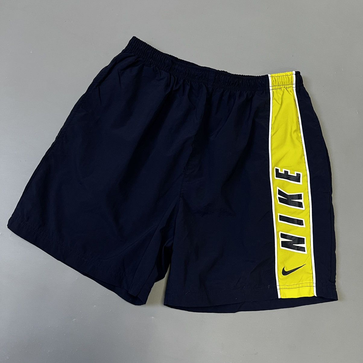 Nike × Vintage Vintage 90s Nike Shorts y2k swoosh logo Size US 34 / EU 50 - 1 Thumbnail