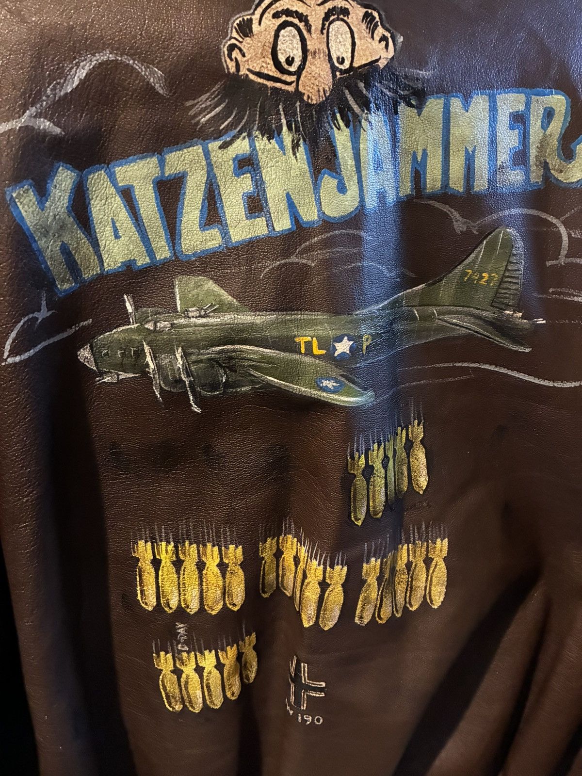 Other A-2 Flight Jacket WW2 leather hand painted Size US L / EU 52-54 / 3 - 1 Thumbnail