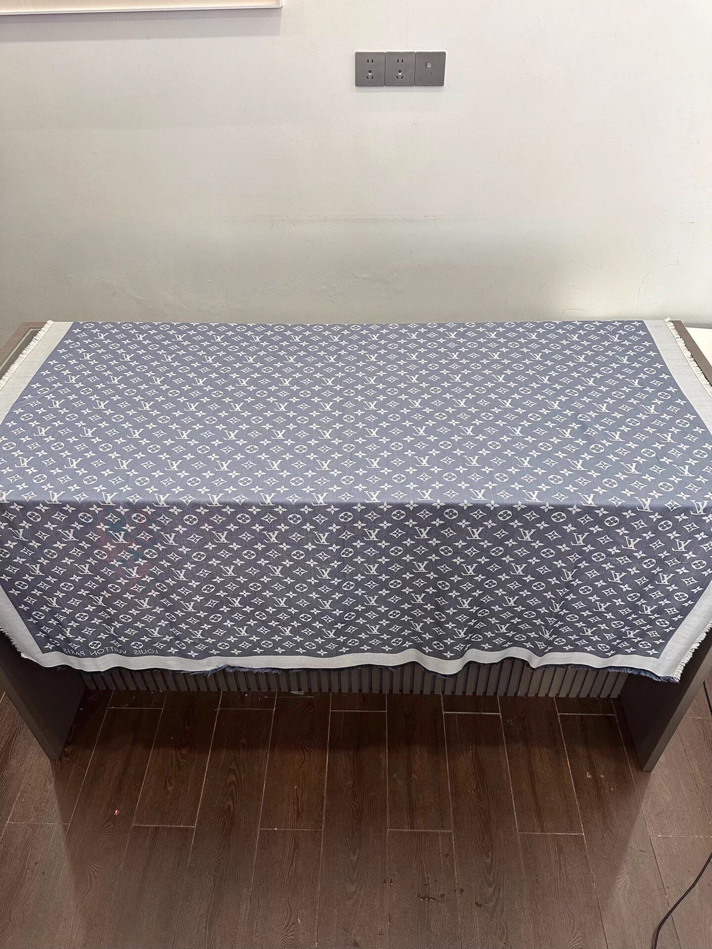 Louis Vuitton LV Monogram Blue White Wool Square Scarf 143x143cm New Size ONE SIZE - 5 Thumbnail