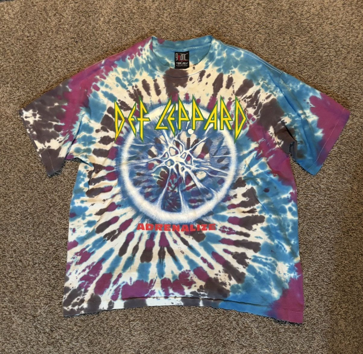 Def Leppard × Giant Rare vintage Def Leppard 1990’s shirt Size US XL / EU 56 / 4 - 1 Thumbnail