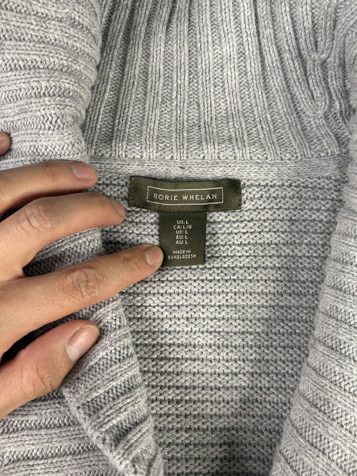Vintage Vintage Rorie Whelan Cable Knit Button Up Cardigan | $35 Size US L / EU 52-54 / 3 - 3 Thumbnail