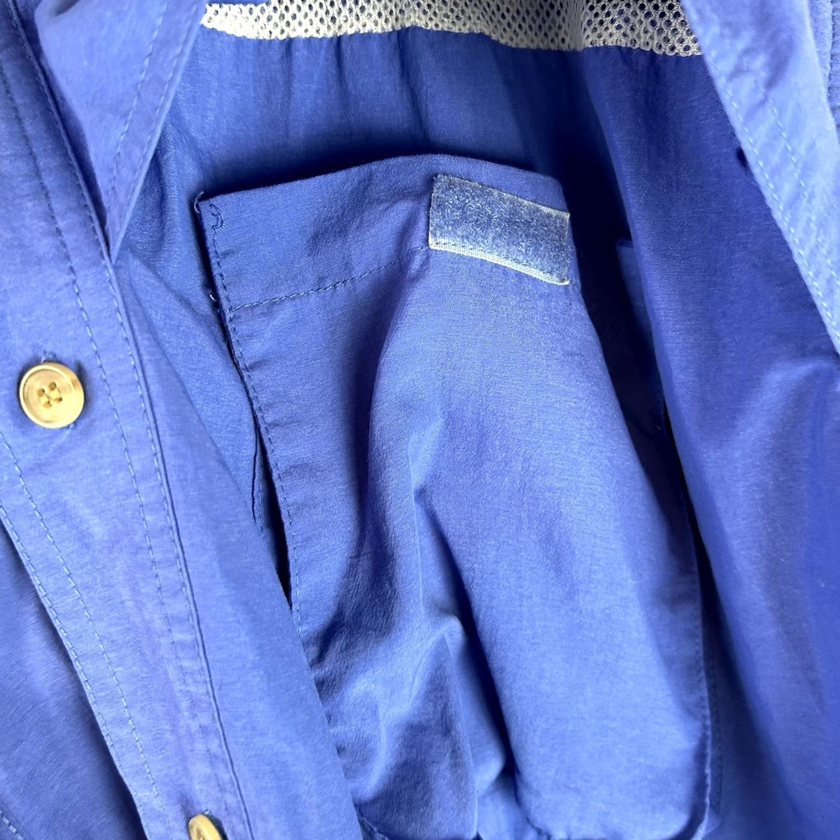 Orvis VINTAGE Orvis Fishing Shirt Men’s XL Blue Vented Front Pockets Roll Tab Sleeves Size US XL / EU 56 / 4 - 3 Thumbnail
