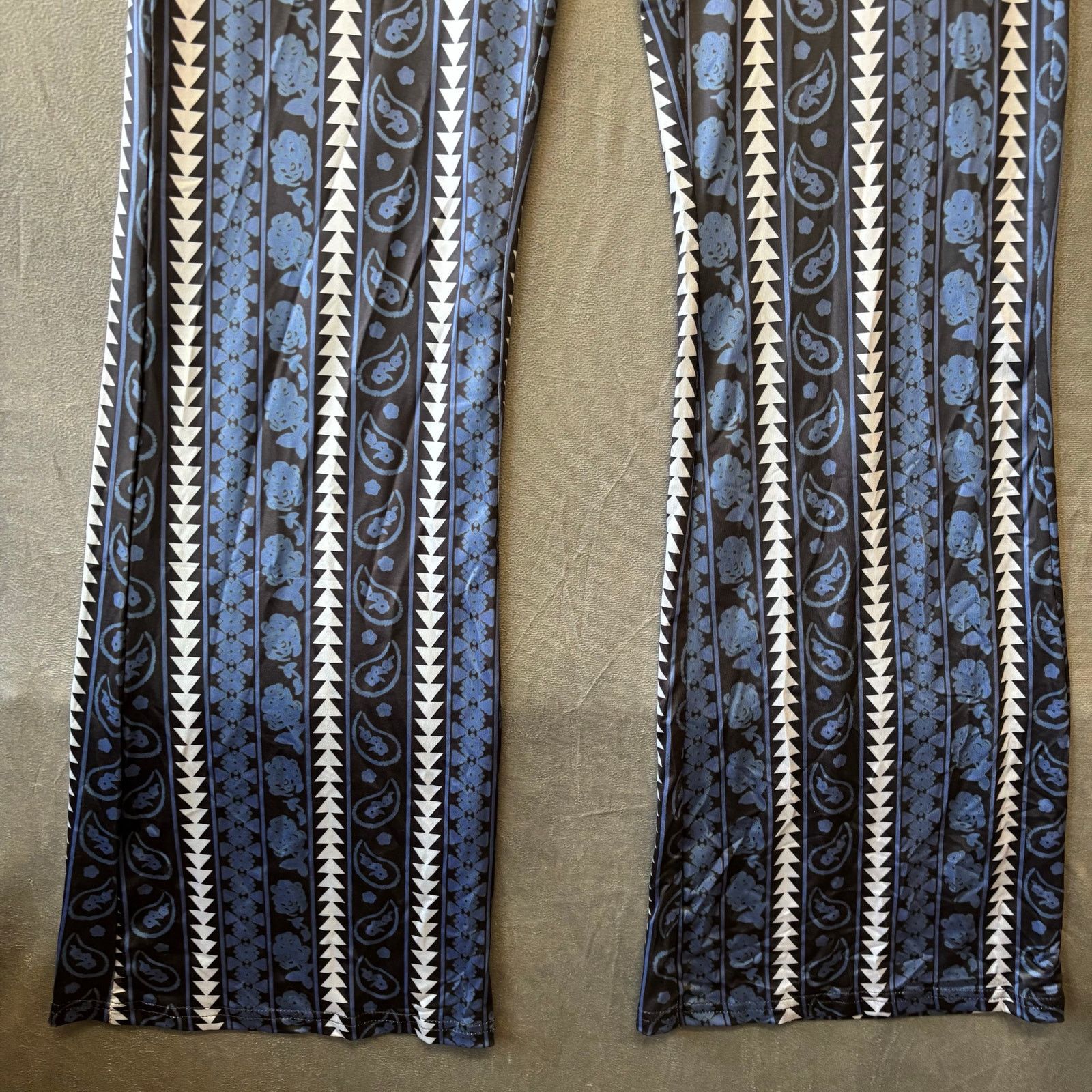 Other Cultural Print Bell Bottom Yoga Pants Workout Exercise Size 32" / US 10 / IT 46 - 11 Thumbnail