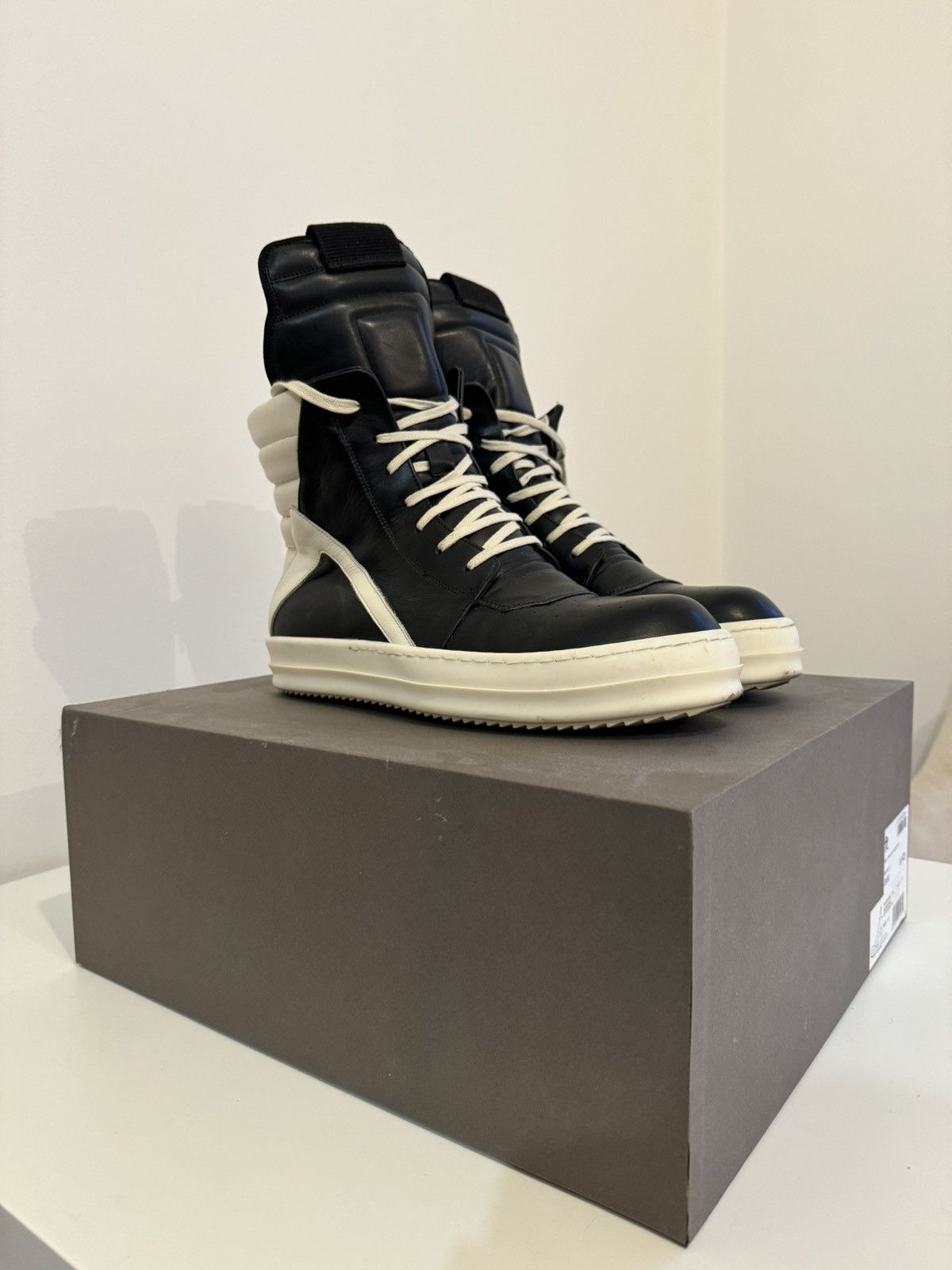 Rick Owens × Rick Owens Drkshdw Rick Owens Milk/Black Geobaskets Size US 9 / EU 42 - 4 Thumbnail