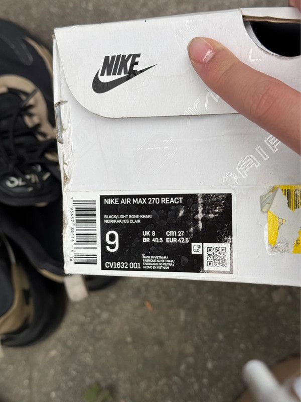 Nike Nike Air Max 270 React Size US 9 / EU 42 - 7 Thumbnail