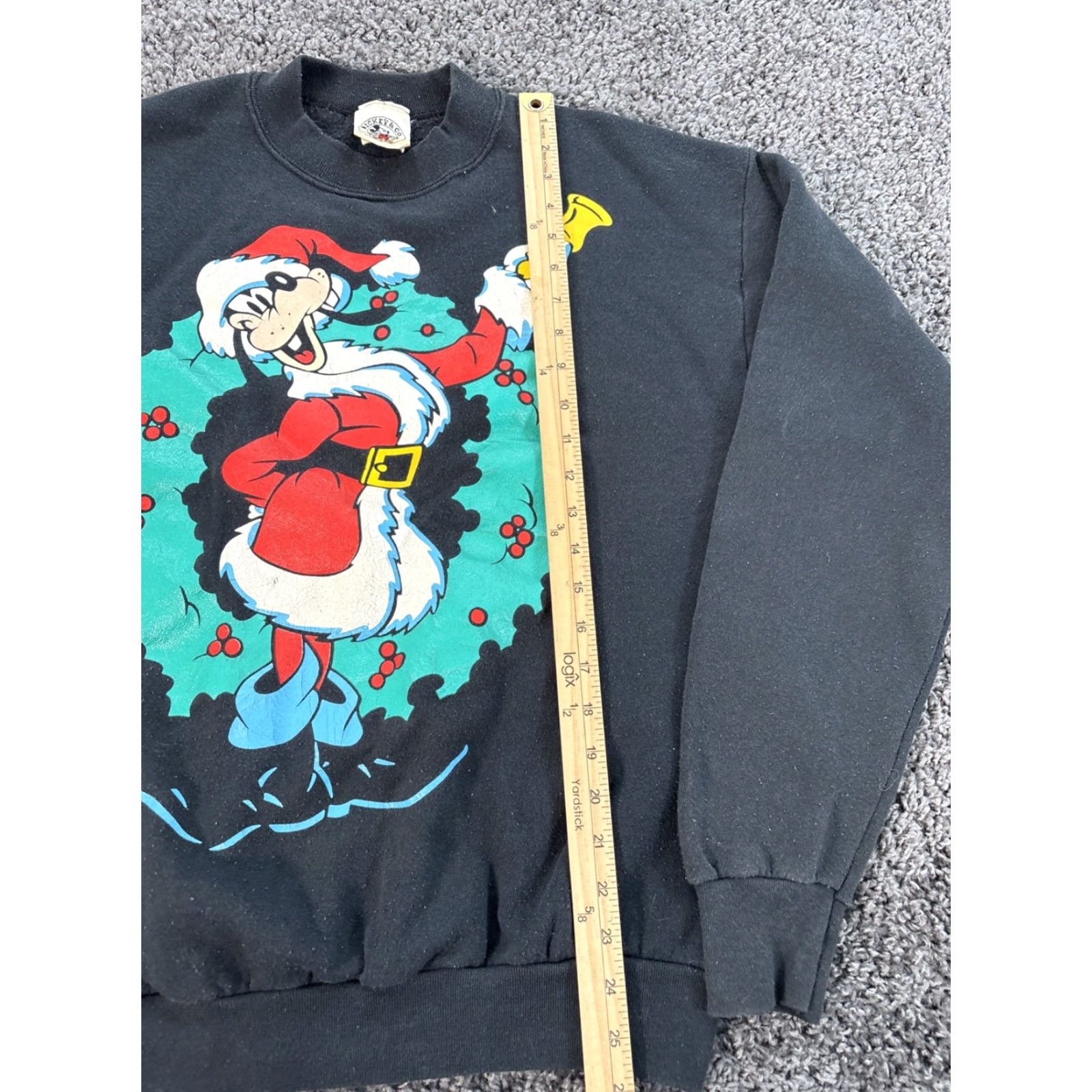 Mickey & Co. VINTAGE Mickey & Co Sweatshirt Mens Large Black Crewneck 90s Cartoon Christmas Graphic Print Pullover Unisex Adults Size US L / EU 52-54 / 3 - 2 Thumbnail