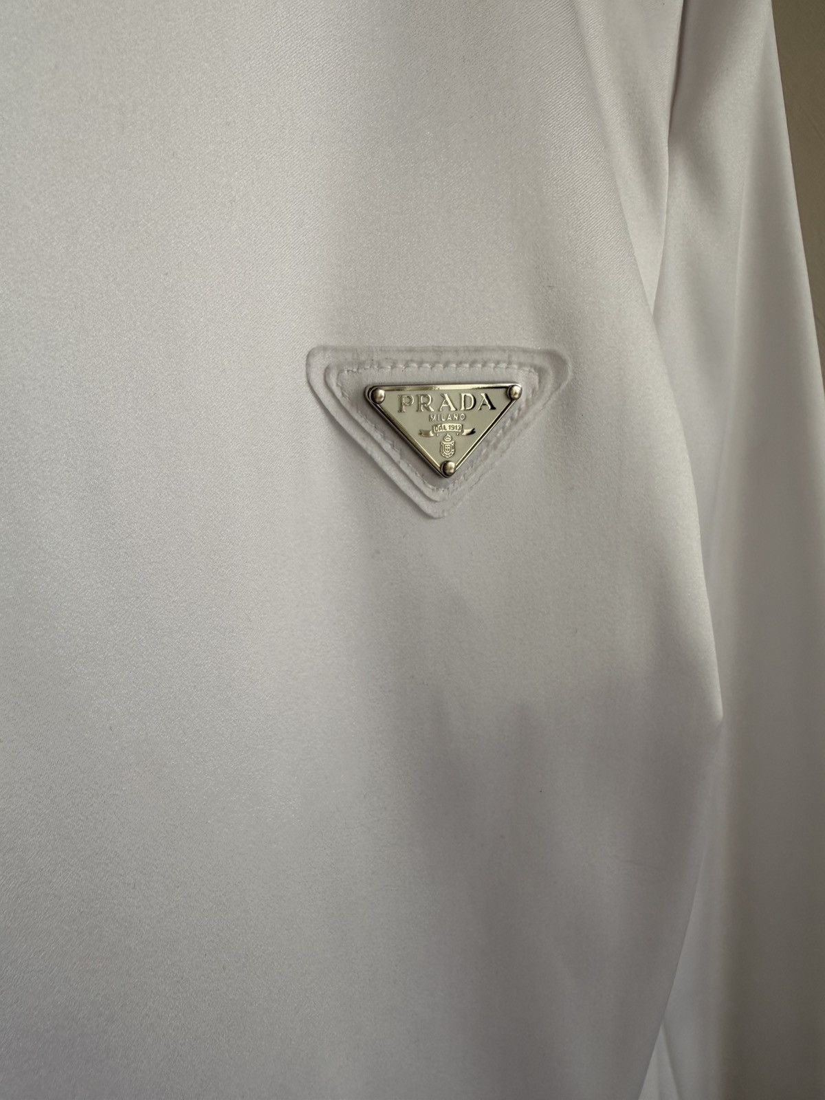 Prada NWT Prada Stretch Satin Top Slim Fit Triangle Logo Size 40 Size S / US 4 / IT 40 - 4 Thumbnail