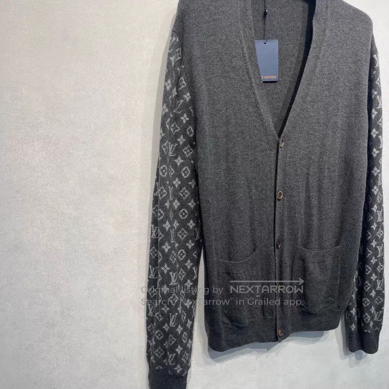 Louis Vuitton Louis Vuitton size 4l Full logo patchwork cardigan sweater Size US M / EU 48-50 / 2 - 3 Thumbnail