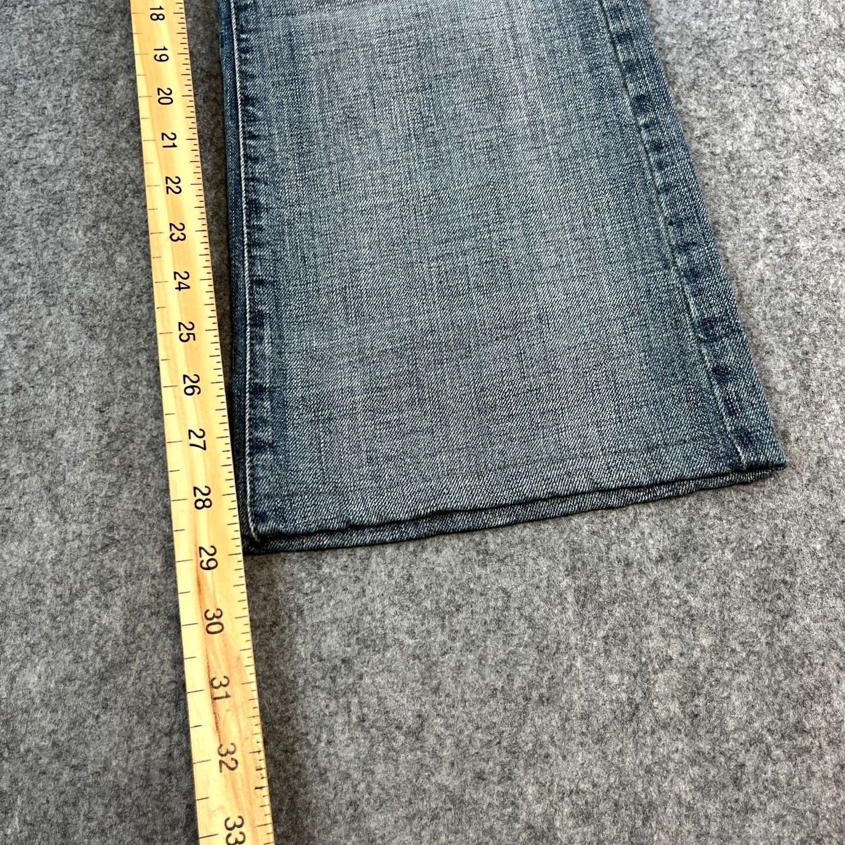 Vintage Armani Jeans Jeans Bootcut Light Wash 29 in Inside Leg 29 Regular Blue Womens Fit Stretch Mid Rise 10 UK 10 Size 32" / US 10 / IT 46 - 4 Thumbnail