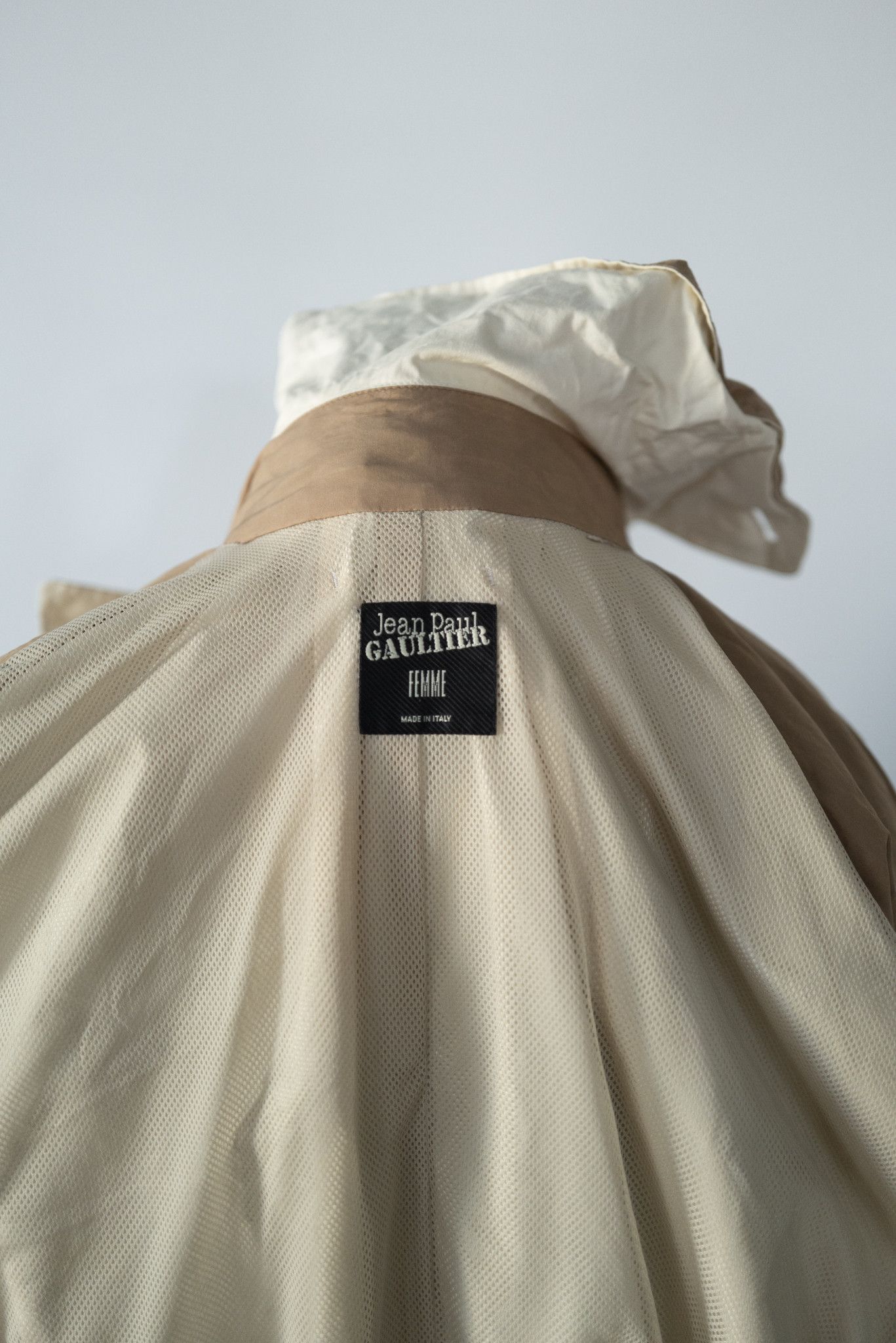 Jean Paul Gaultier Vintage Jean Paul Gaultier Ivory Cotton Hooded Trench Coat Size L / US 10 / IT 46 - 9 Thumbnail